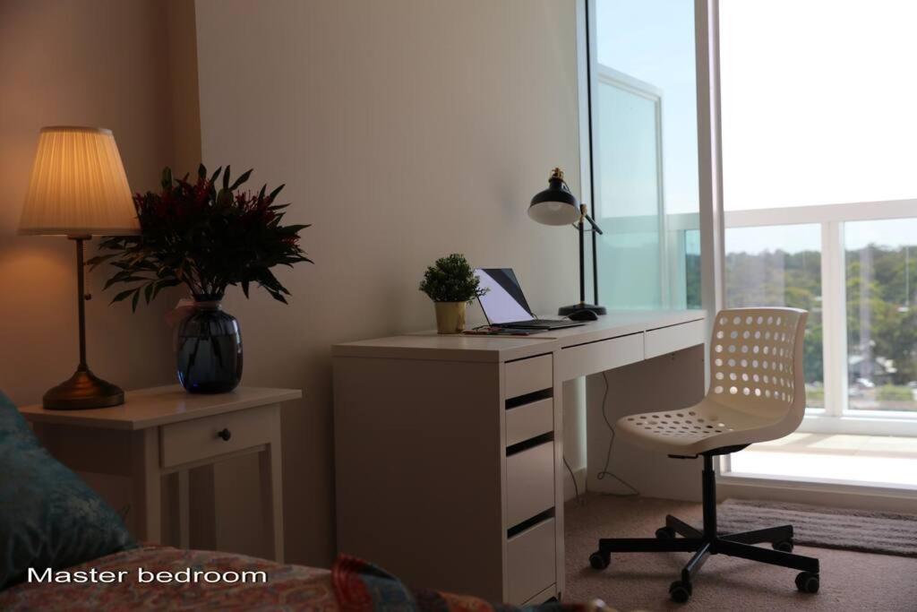 Two Bedroom Apartment In North Melbourne