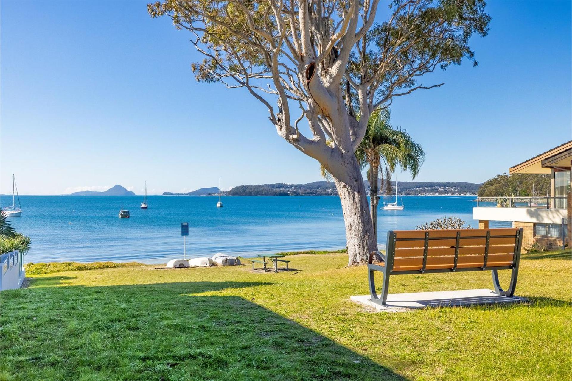 Escape on Wanda, 188 Soldiers Point Rd - Spectacular views, Ducted Air Con, WiFi