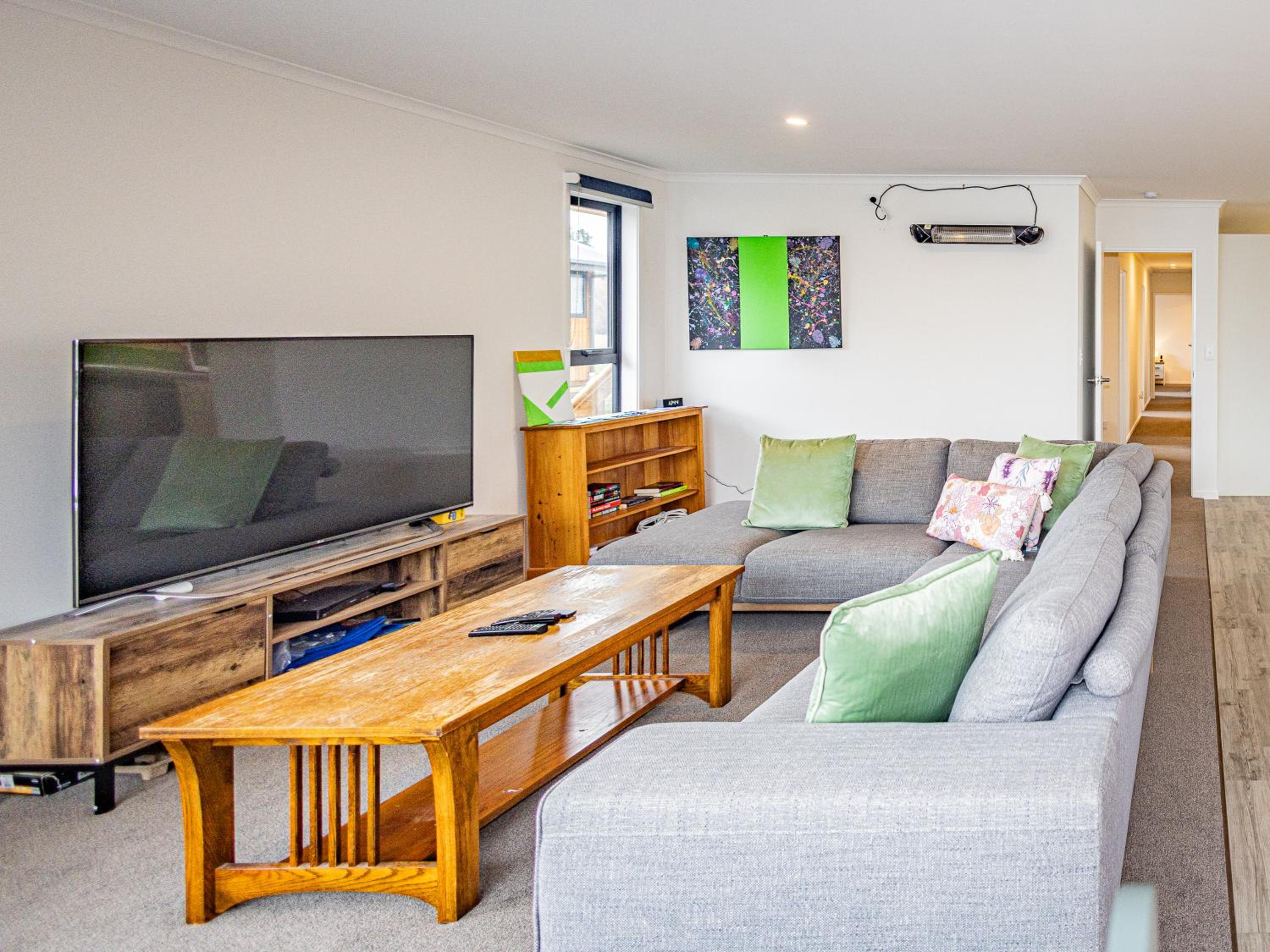 Alpine Excellence - Ohakune Holiday Home view 4