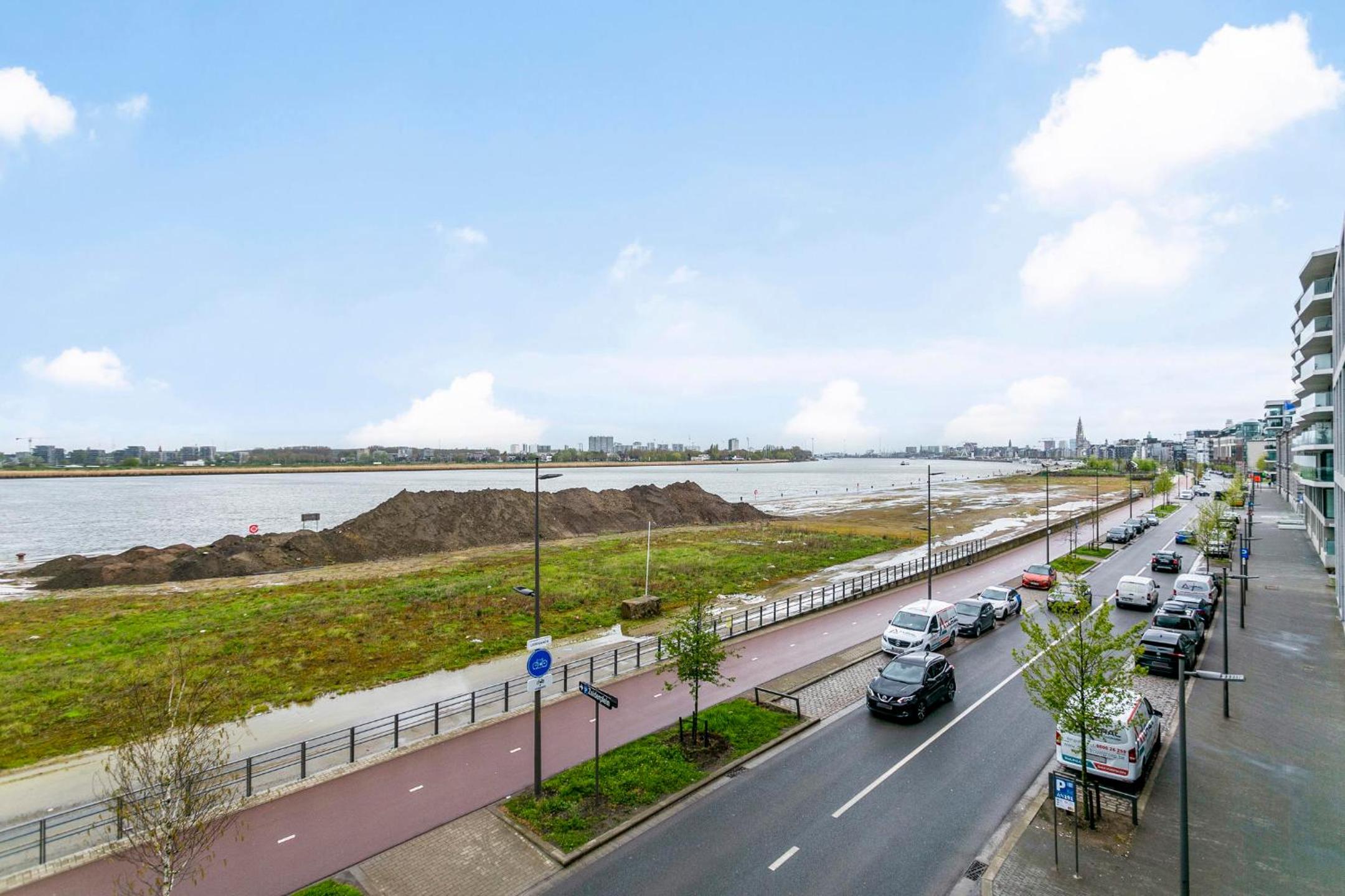 Luxe-appartement aan de Schelde