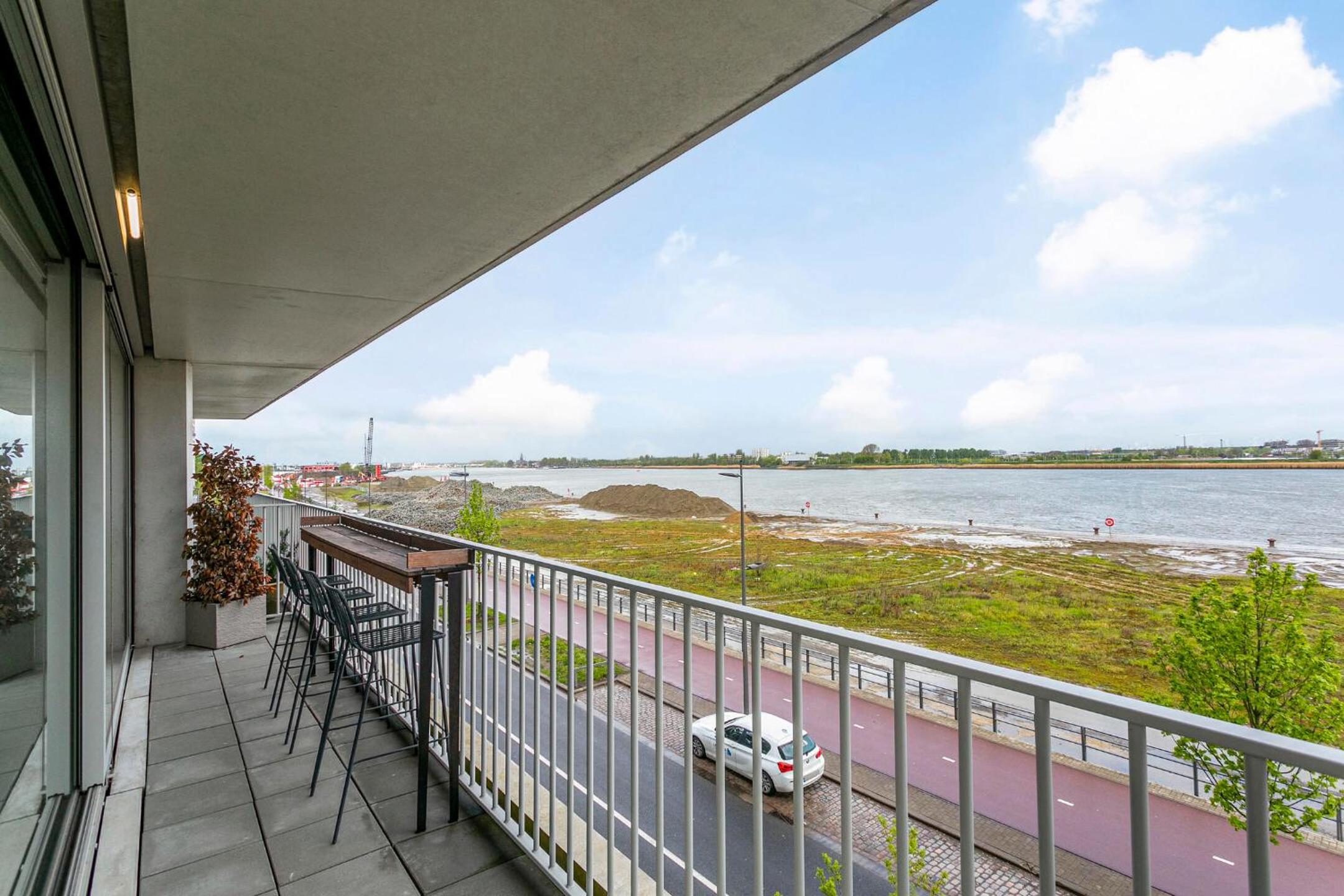 Luxe-appartement aan de Schelde