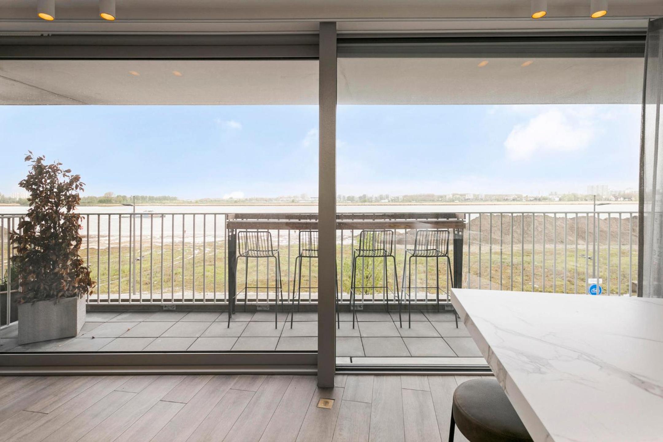 Luxe-appartement aan de Schelde