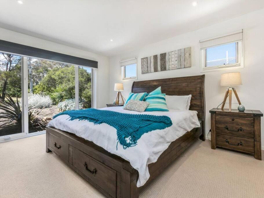 RYE/BLAIRGOWRIE FAMILY ENTERTAINER..