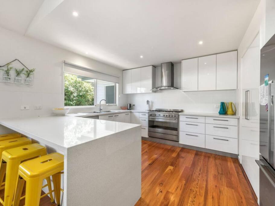 RYE/BLAIRGOWRIE FAMILY ENTERTAINER..