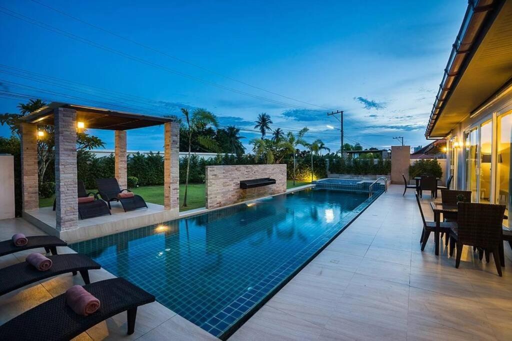 The time poolvilla C20