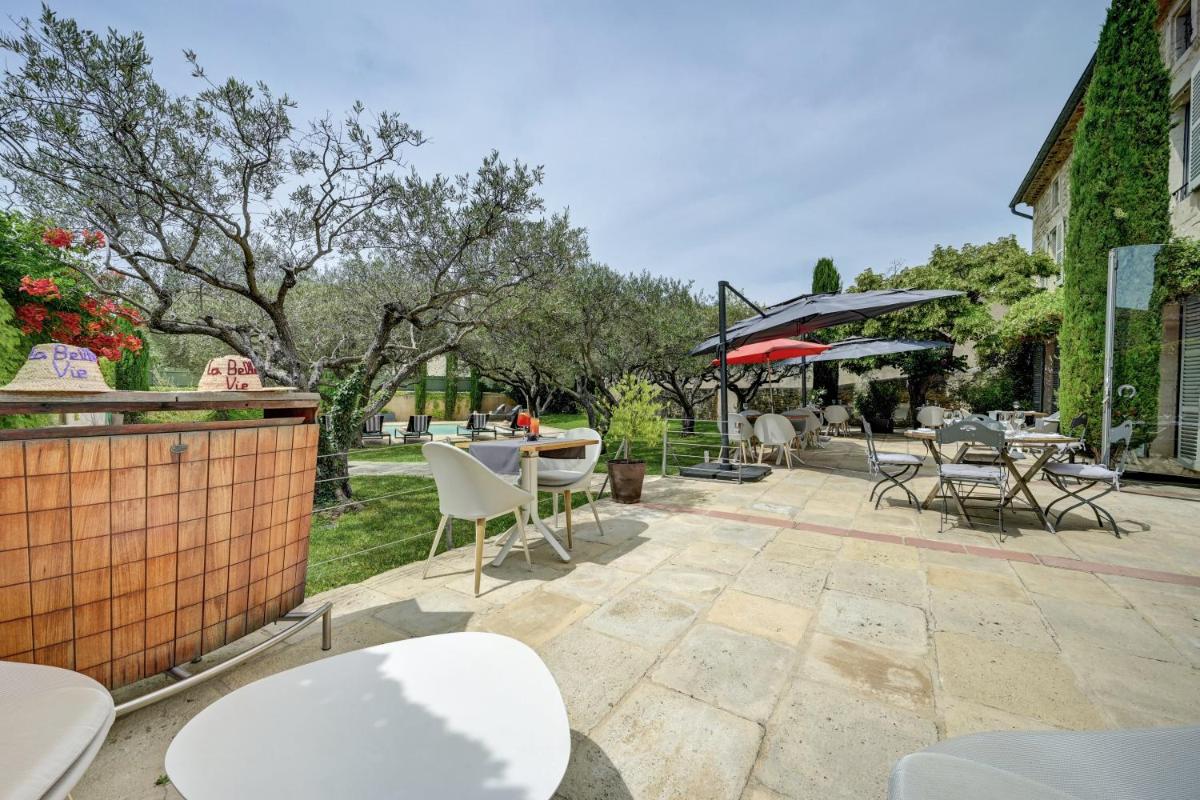 outdoor BBQ area
