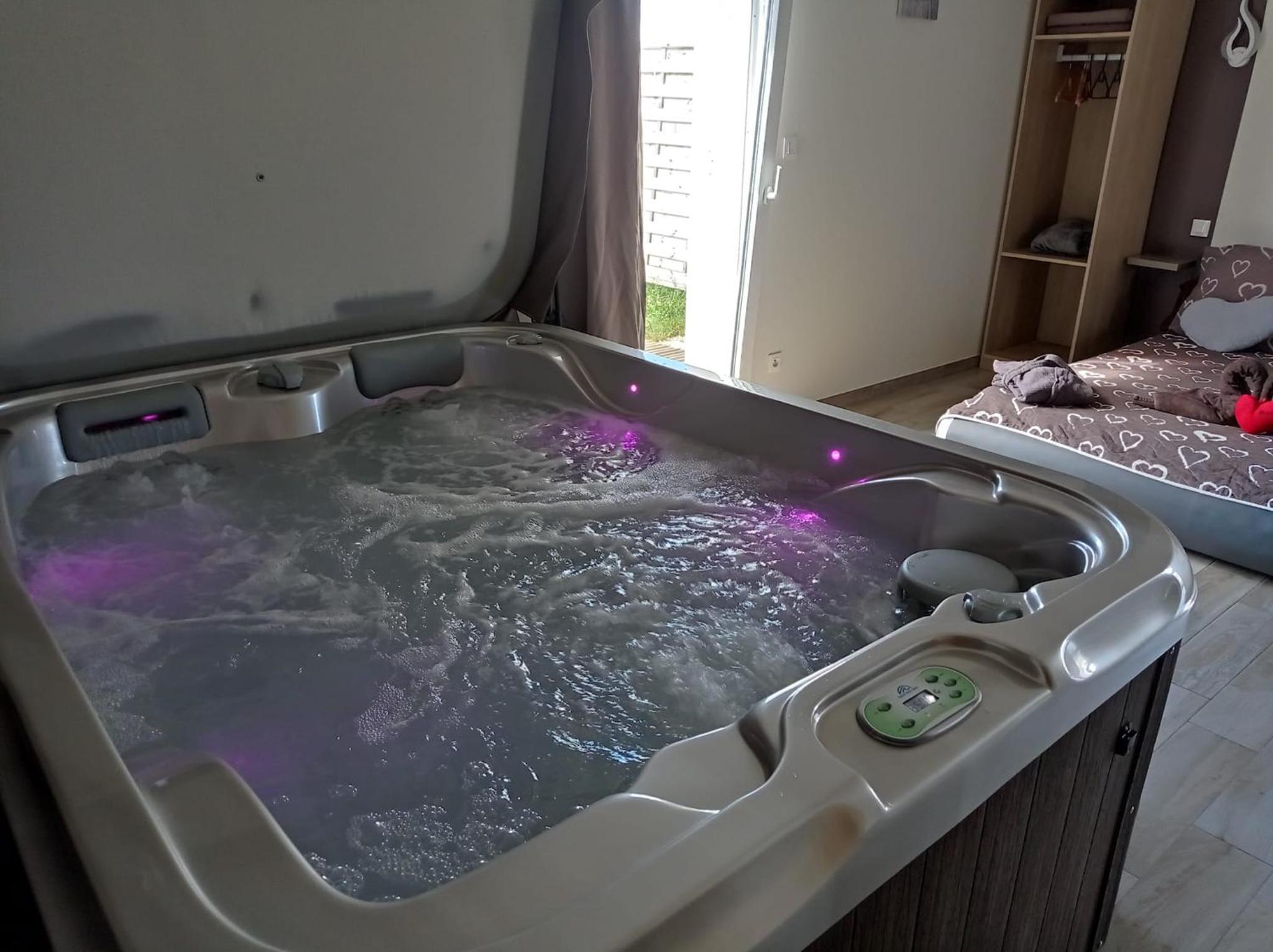 Jacuzzi