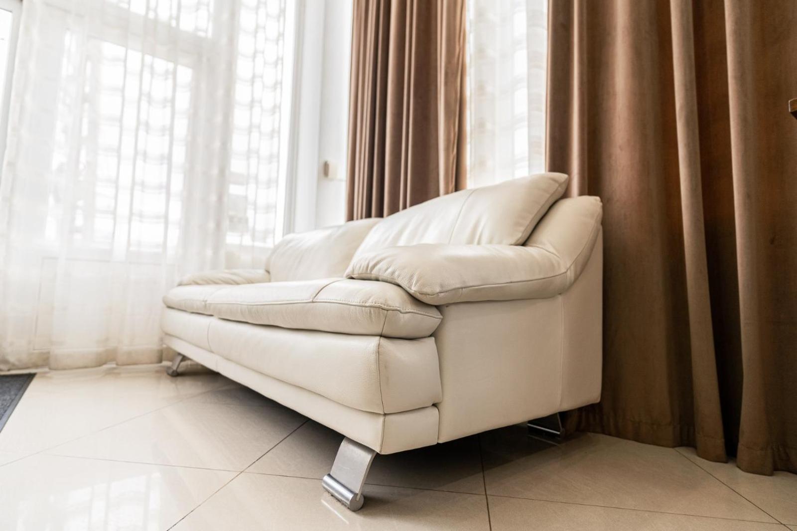 Camere de inchiriat Elisei view 4