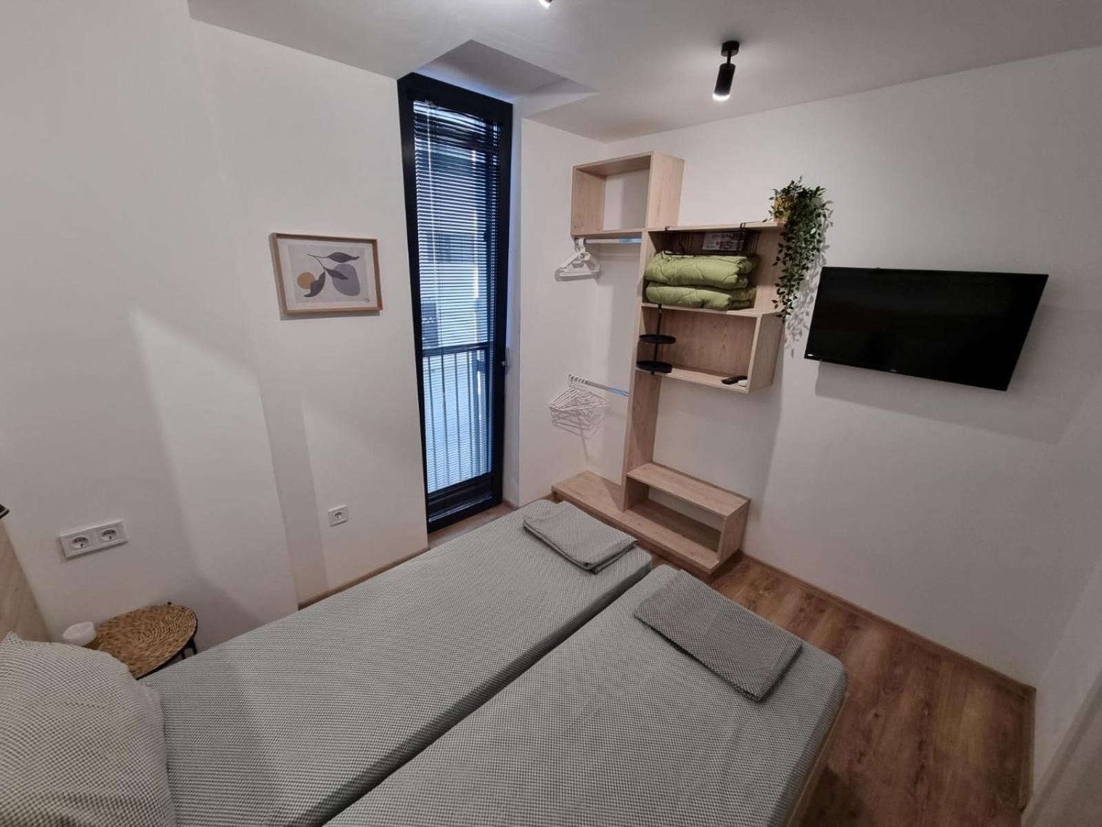 Apartment Polina - 2BD Next to Sea Garden
