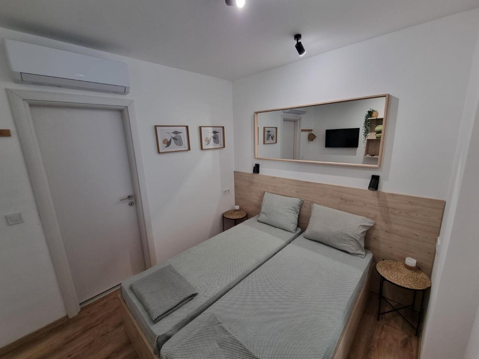 Apartment Polina - 2BD Next to Sea Garden