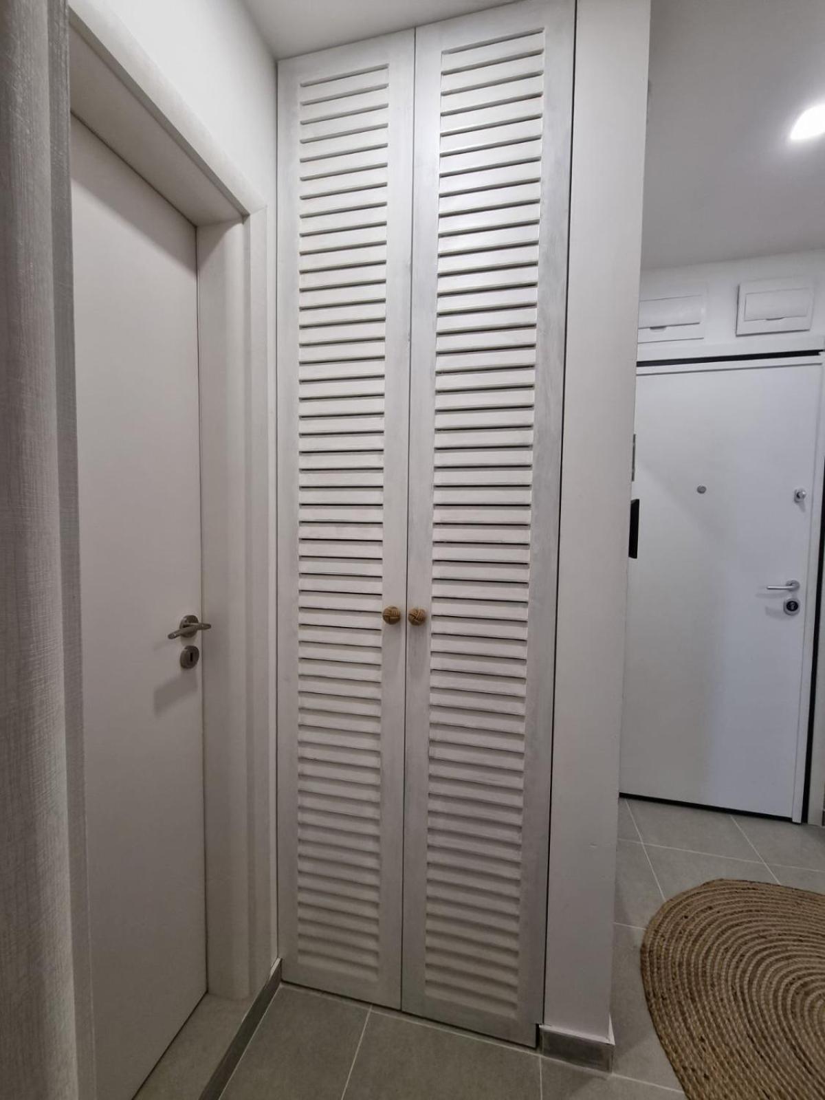 Apartment Polina - 2BD Next to Sea Garden
