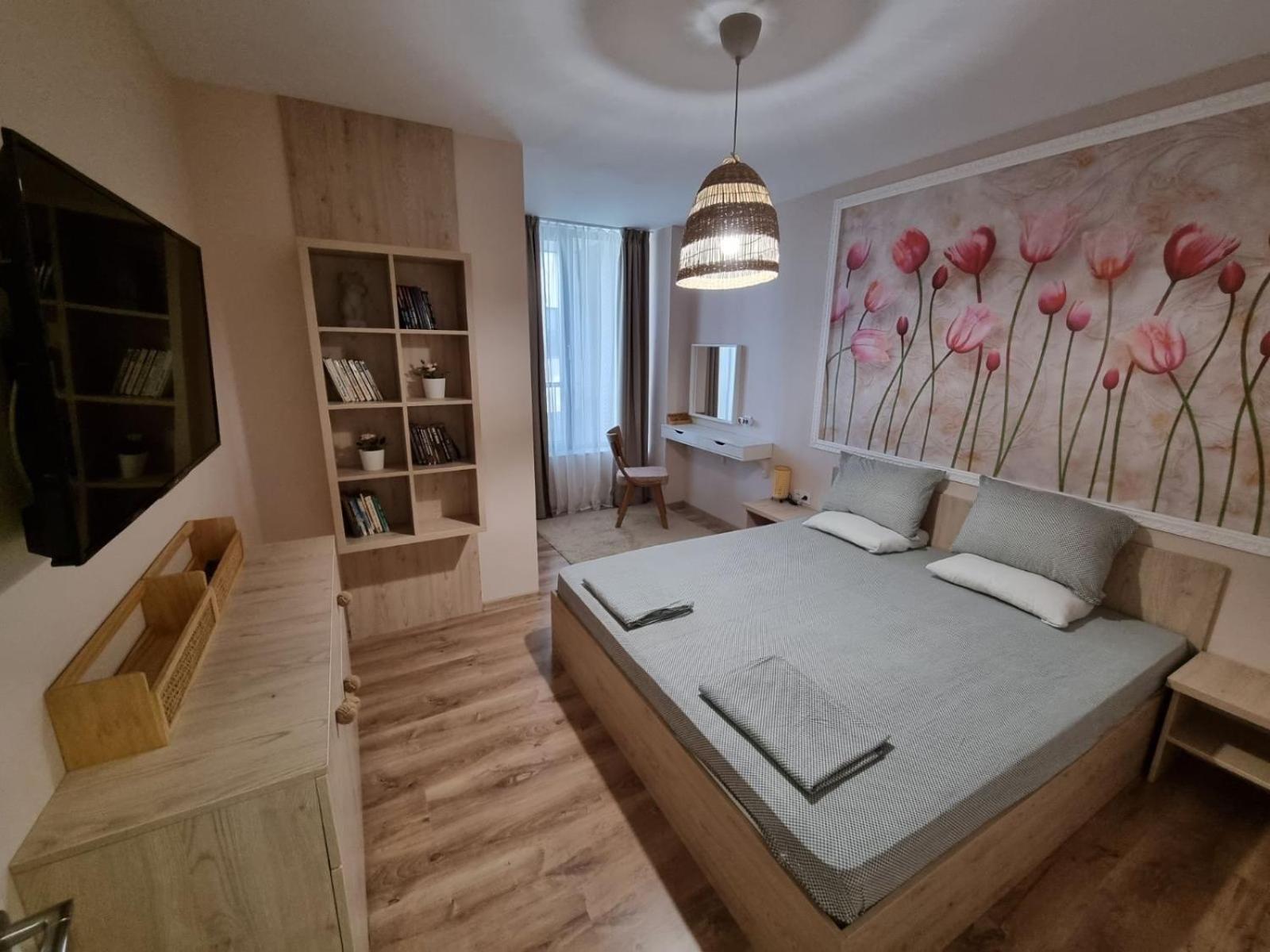 Apartment Polina - 2BD Next to Sea Garden