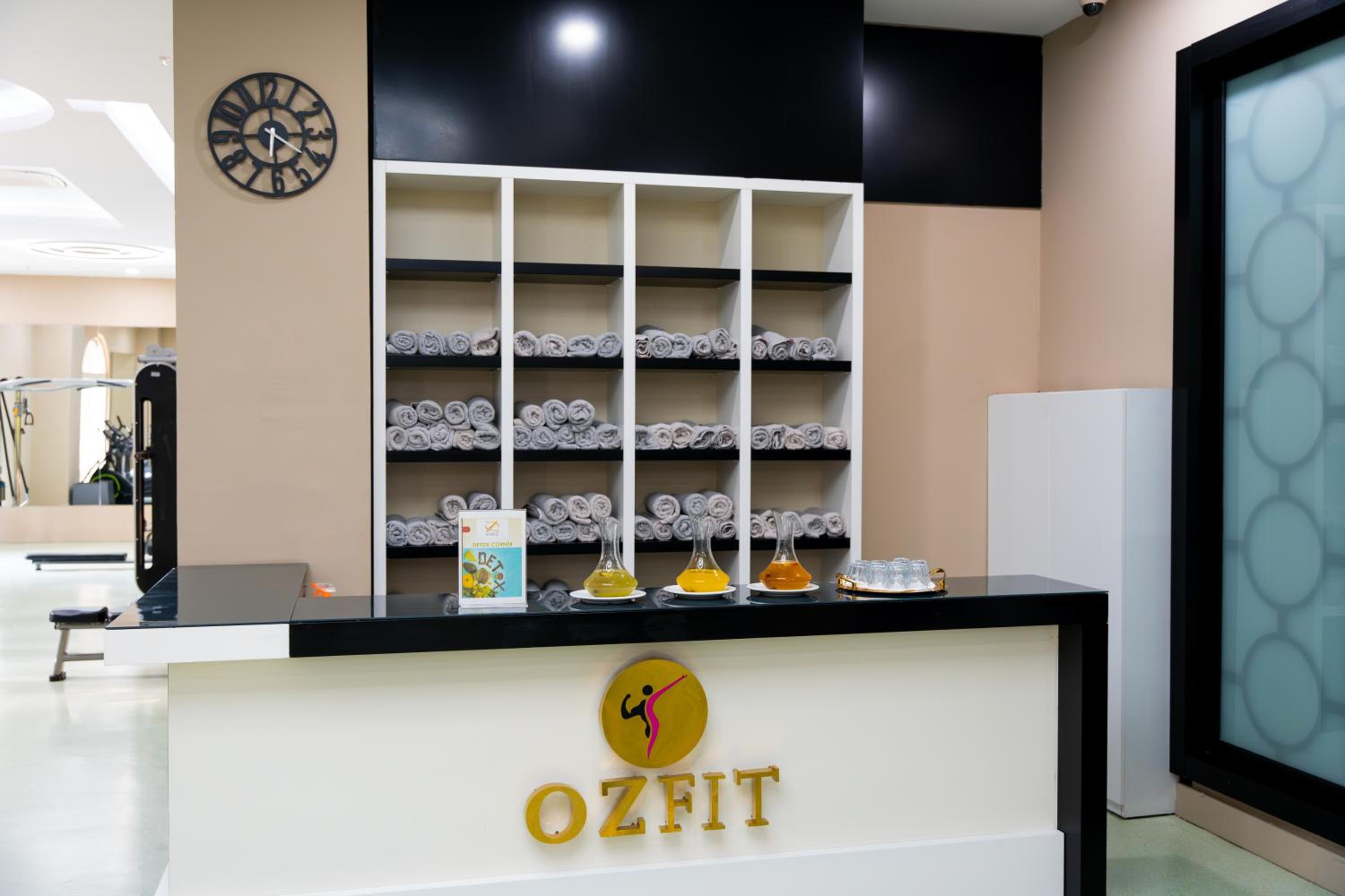 Oz Hotels Side Premium - Image 236