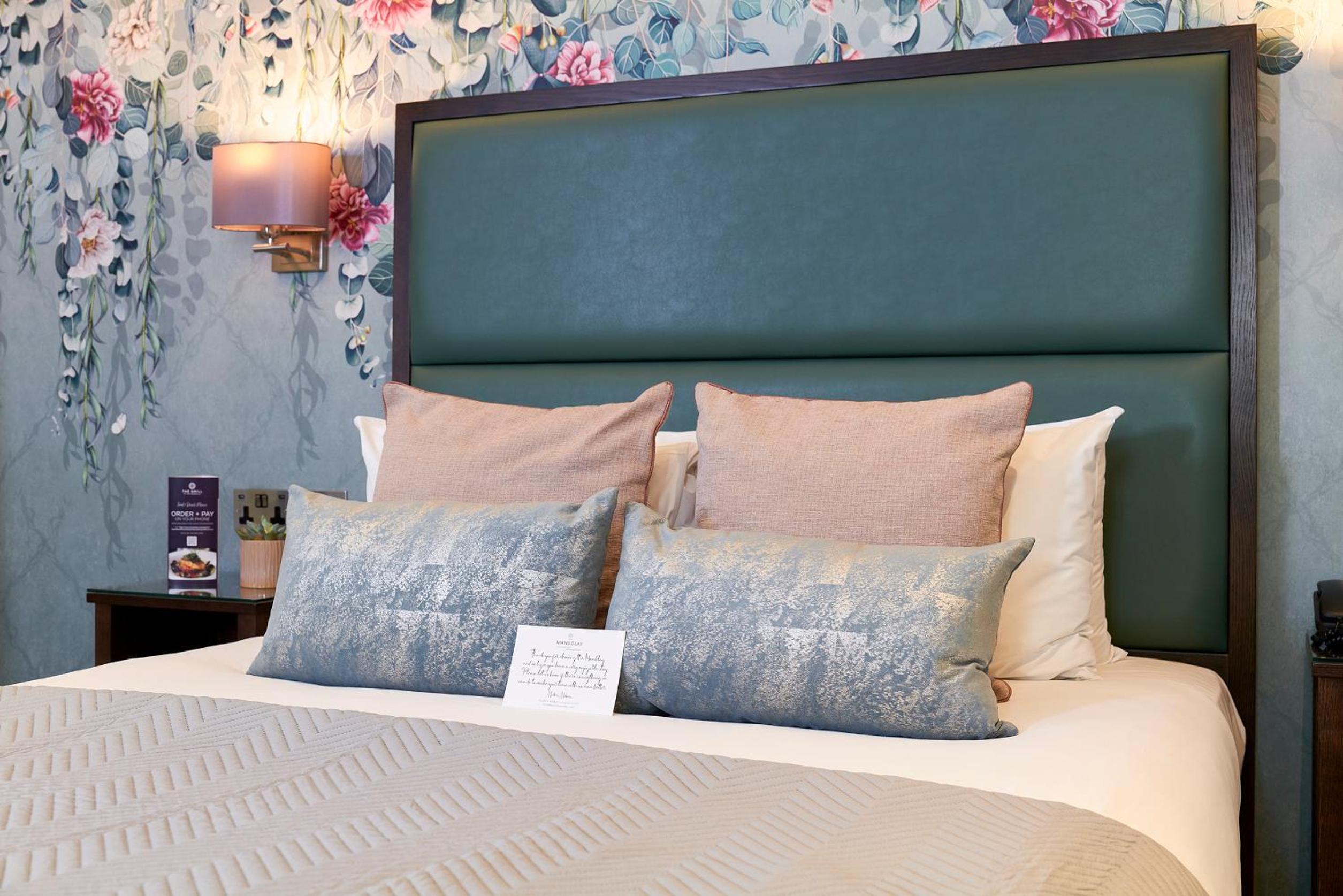 Guildford Vacations - Mandolay Hotel Guildford - Property Image 12