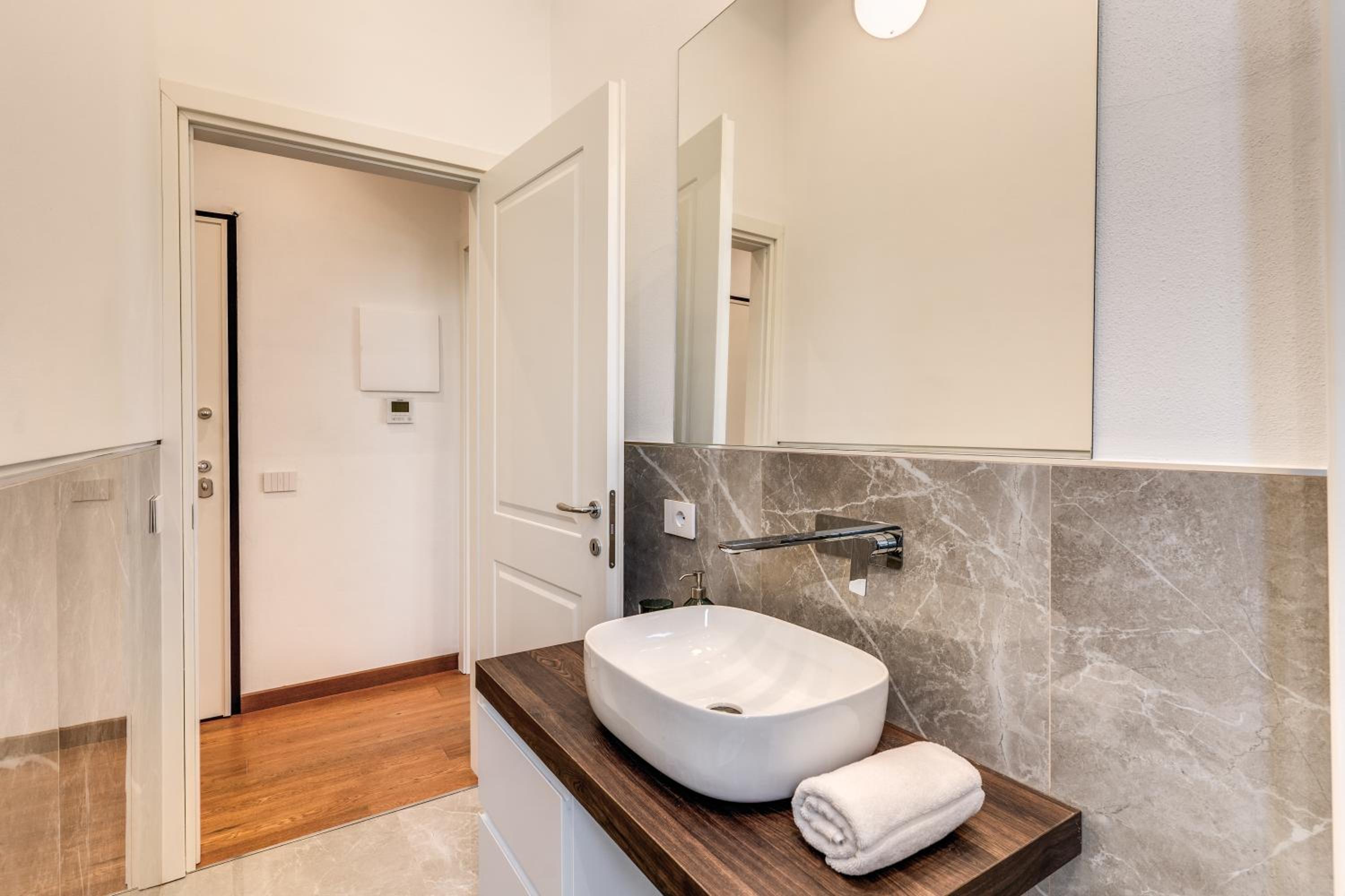 AwesHomeItaly Luxury Apartments