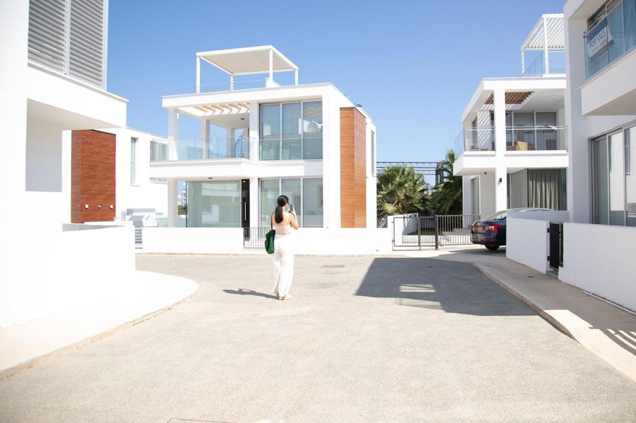 Brand new 2-floor Villa with Private Swimming Pool