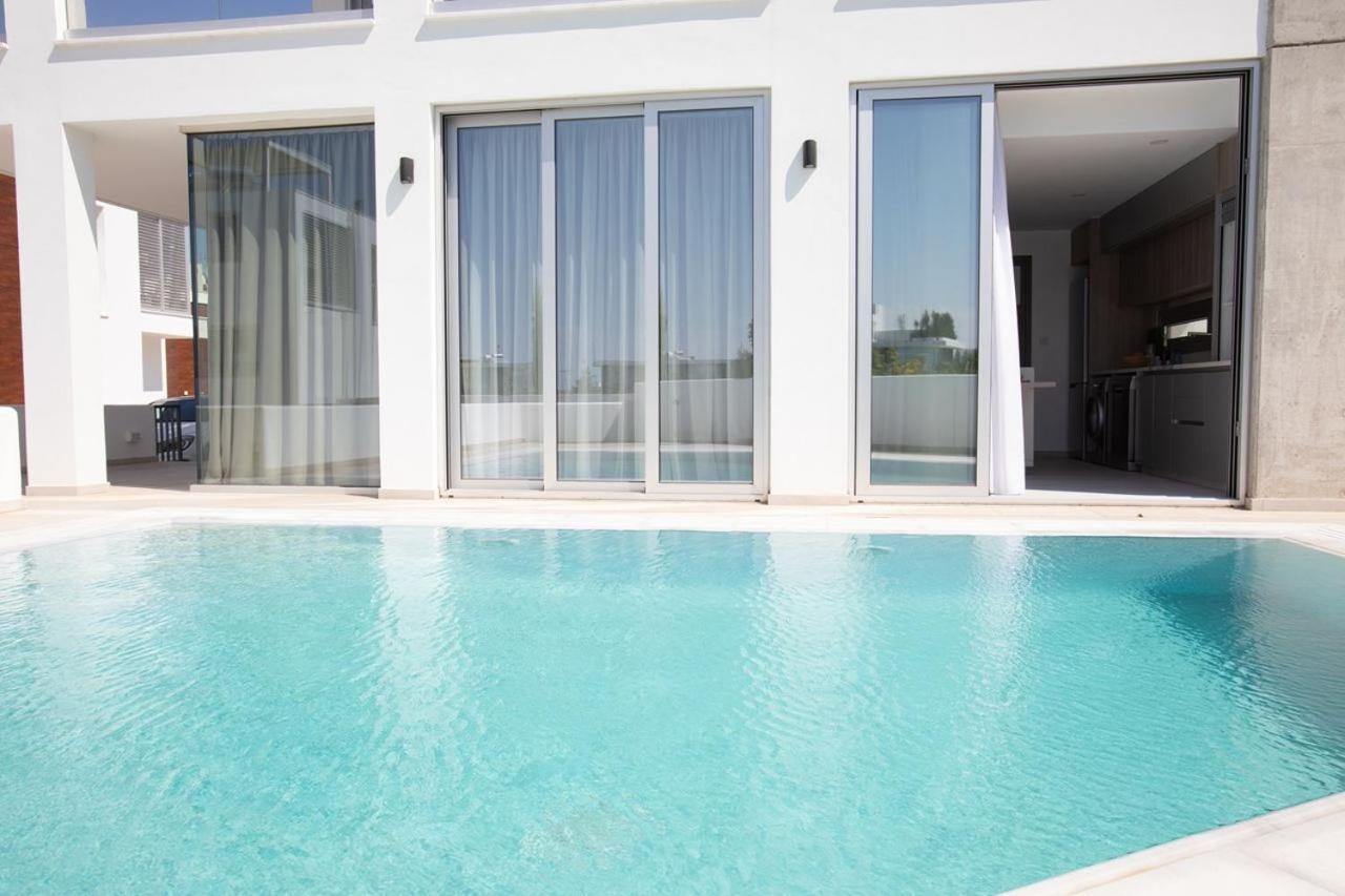 Brand new 2-floor Villa with Private Swimming Pool