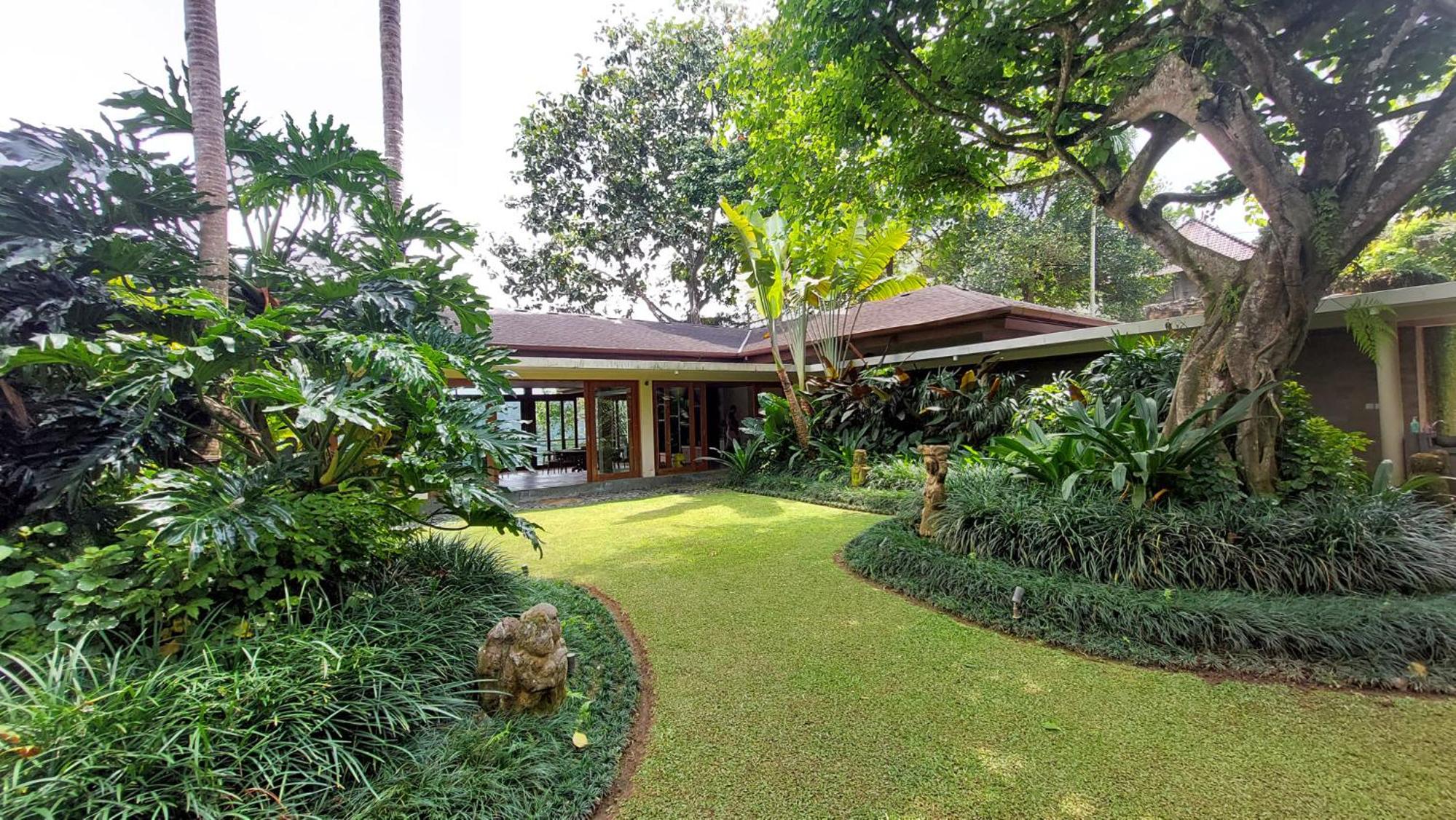 Gana Begawan Luxury Private Villa view 4