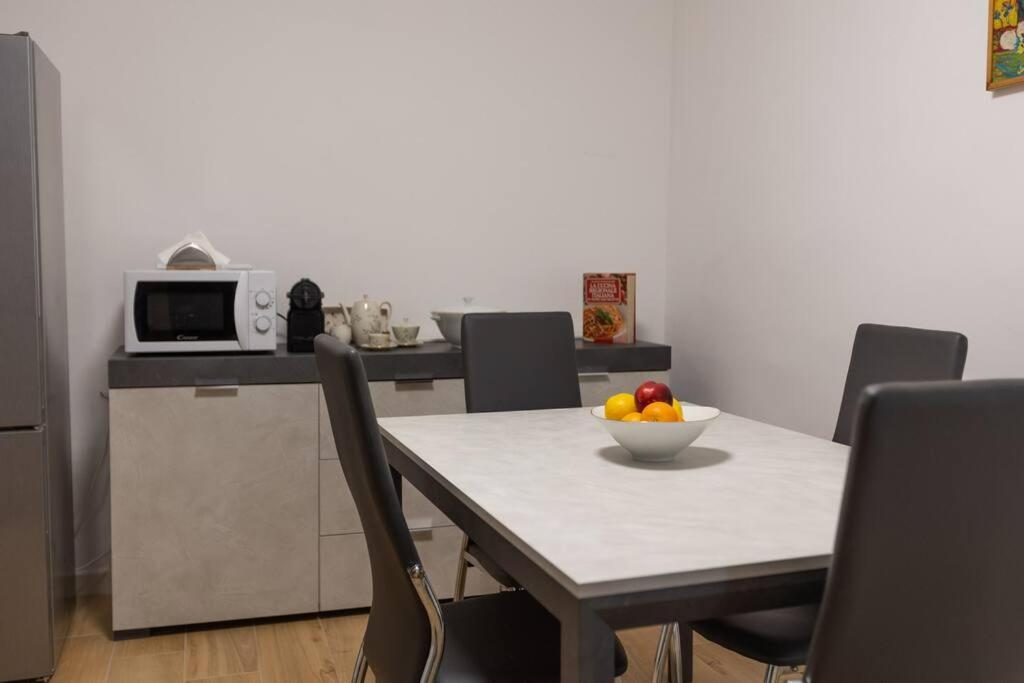 Anticitera Apartment