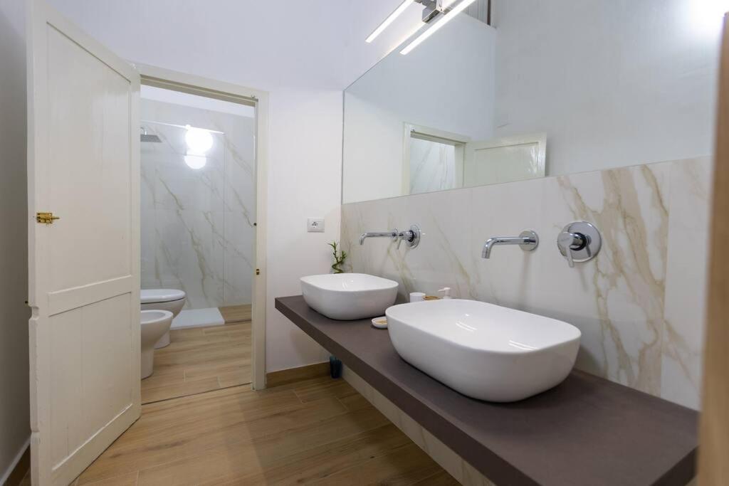Anticitera Apartment