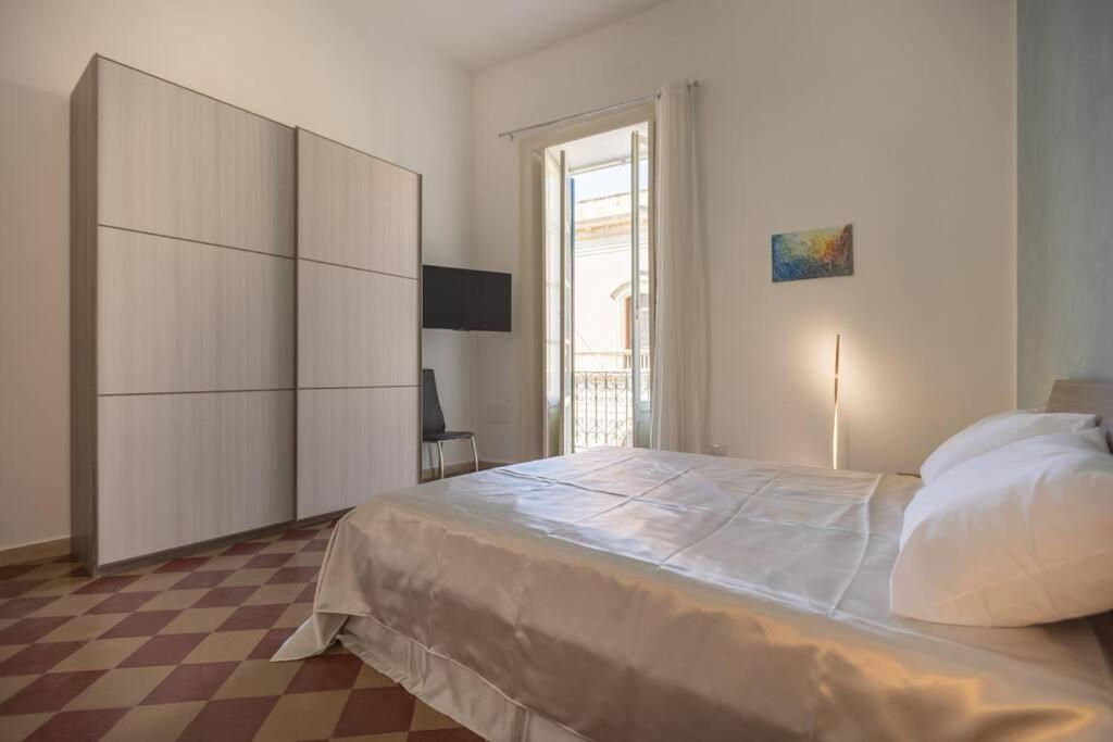 Anticitera Apartment