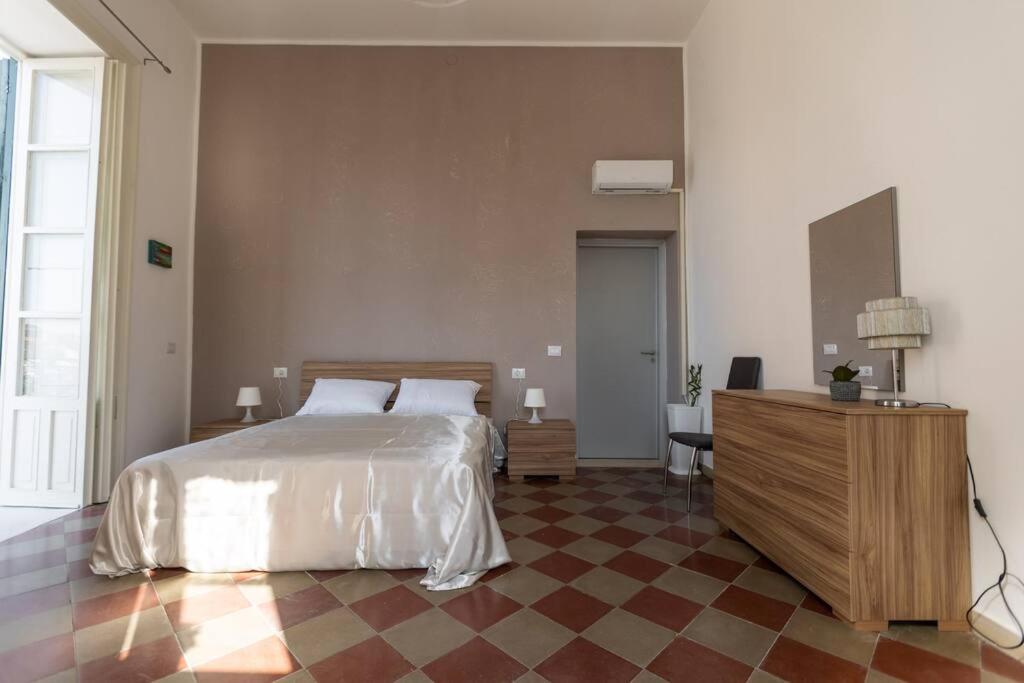 Anticitera Apartment