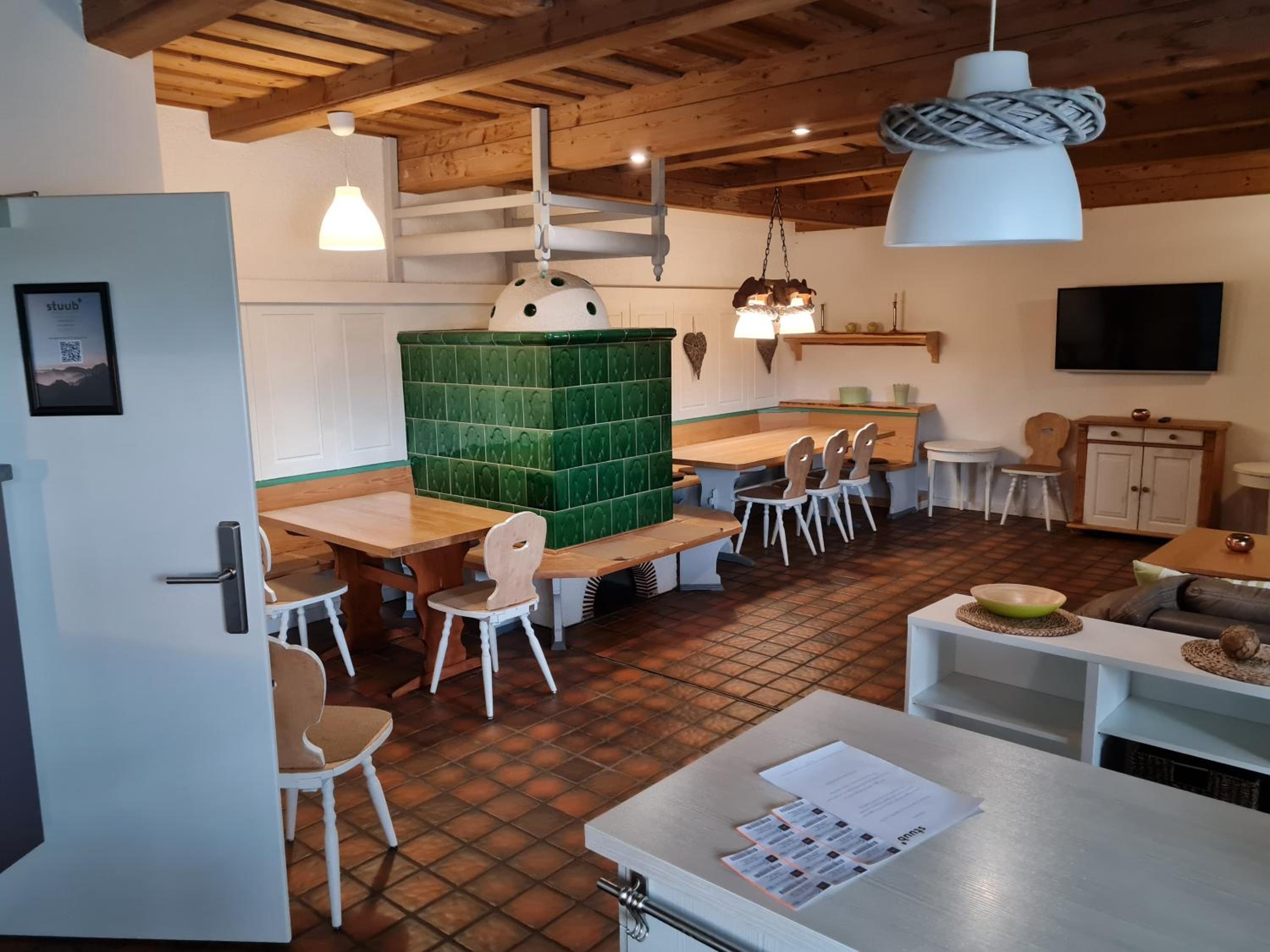 stuub jostal