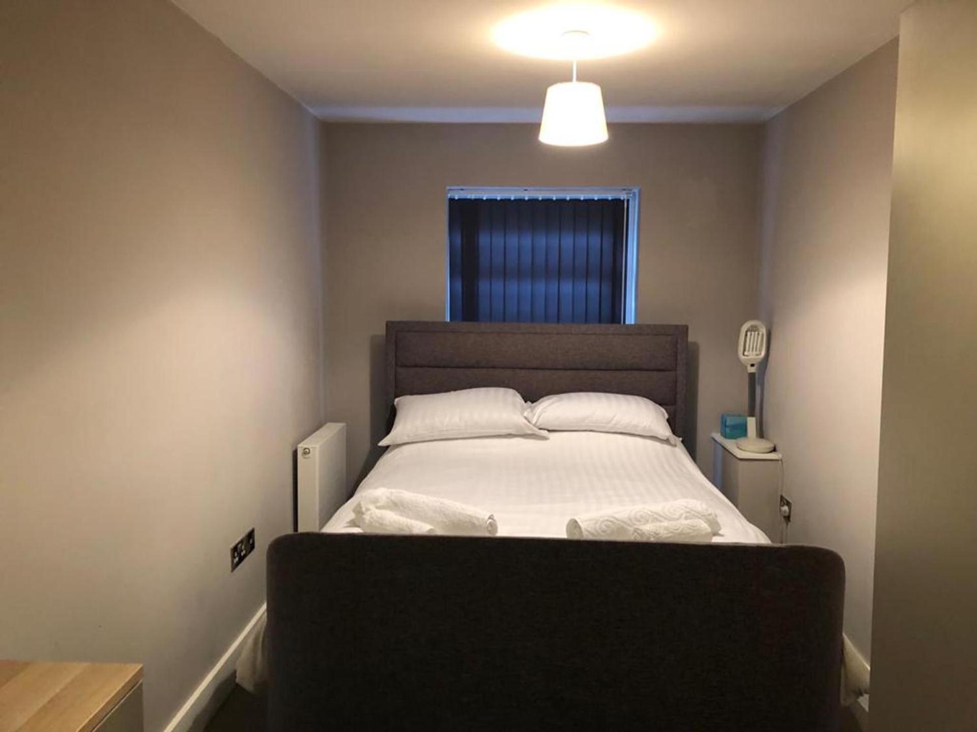 Charming 2-Bed Apartment in Christchurch