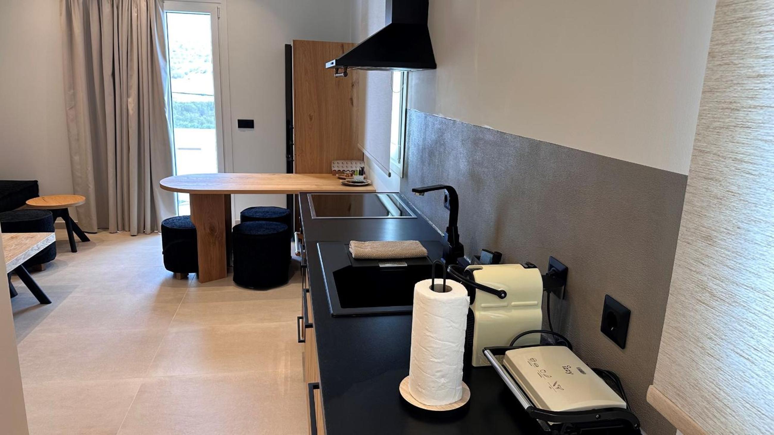 Aristotle Suites