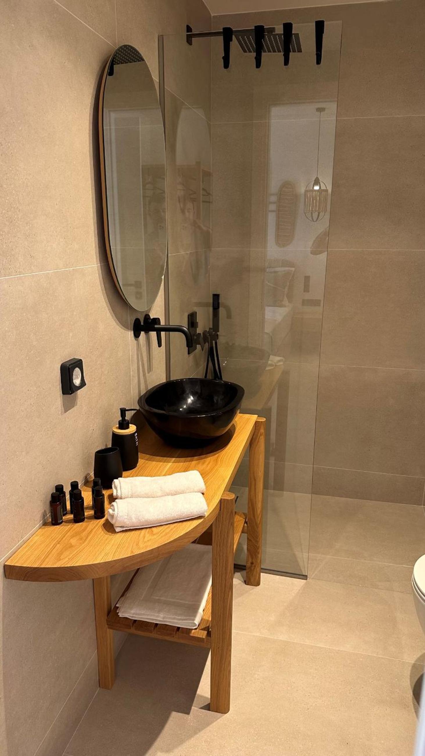 Aristotle Suites