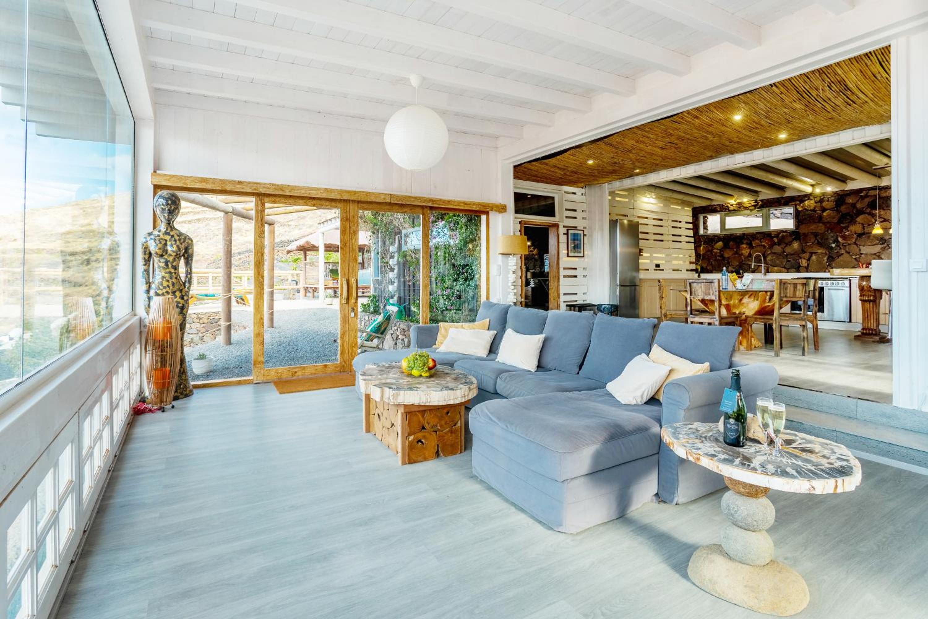 Eco Vineyard Cottage - Fantastic Views - 5 mins drive to Arrieta beach view 5
