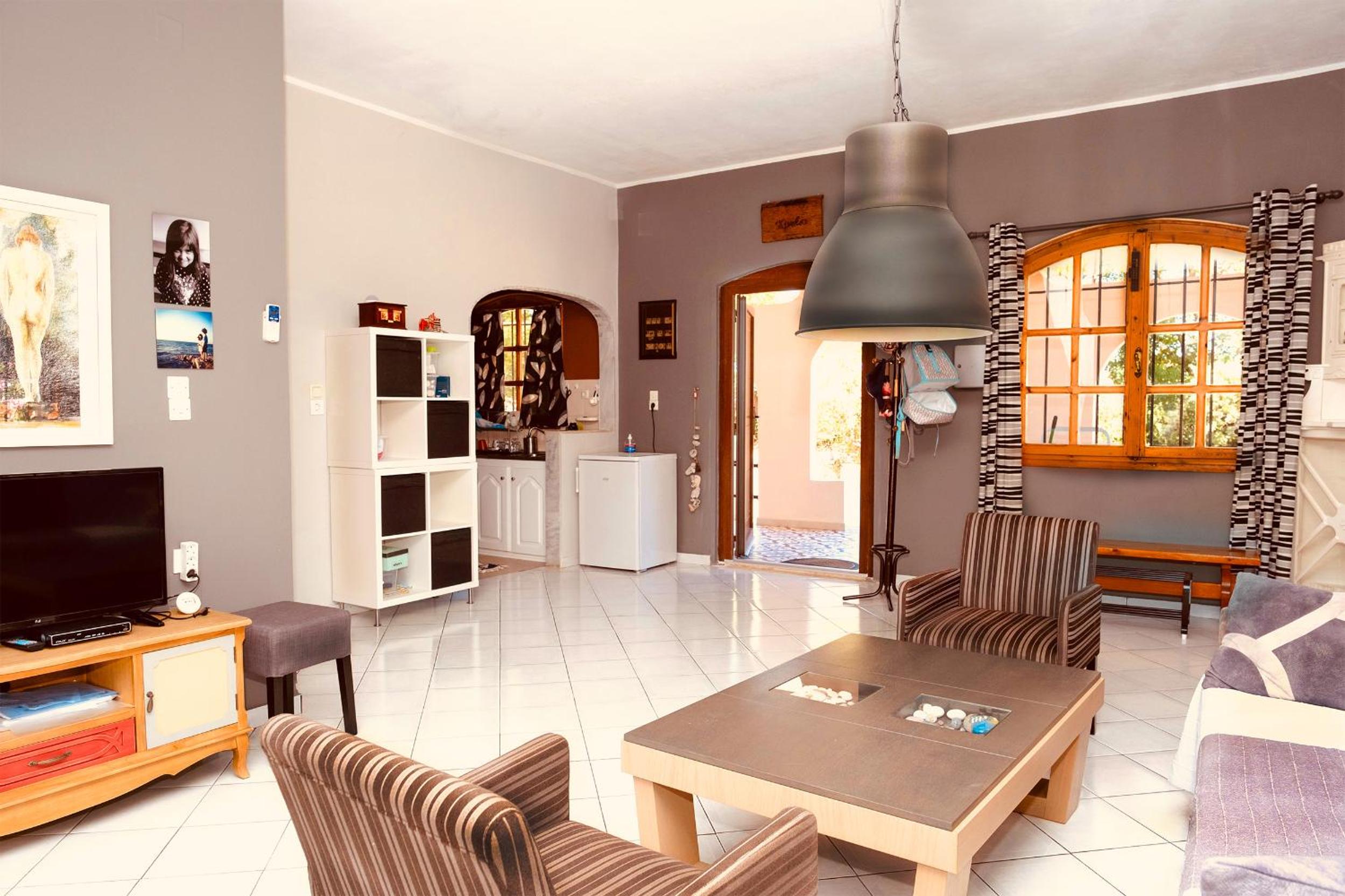 Cheerful artist villa in the genuine part of Evia Greece