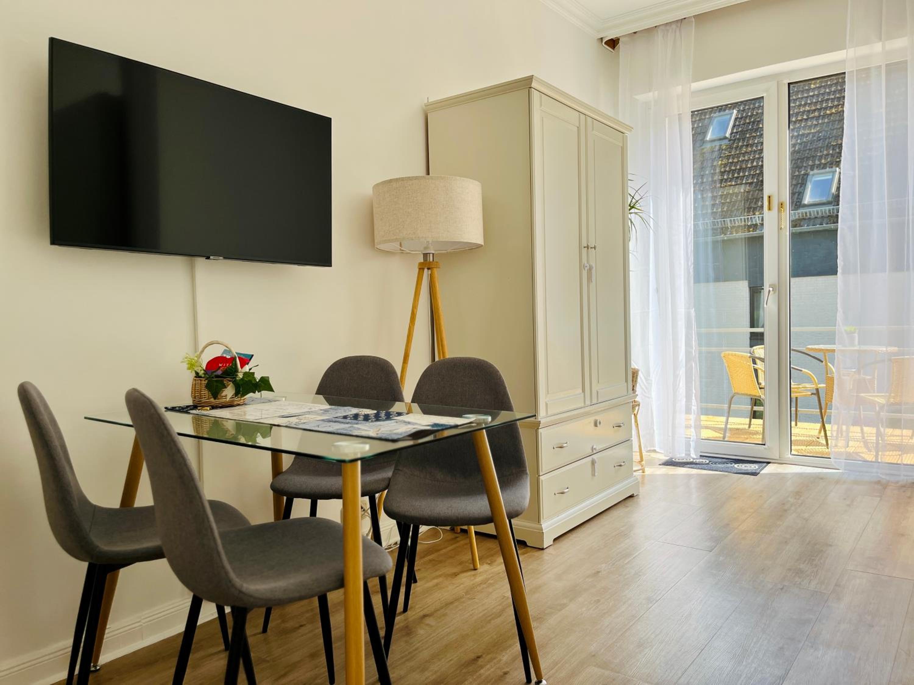 Strand Studio mit Meerblick & Balkon