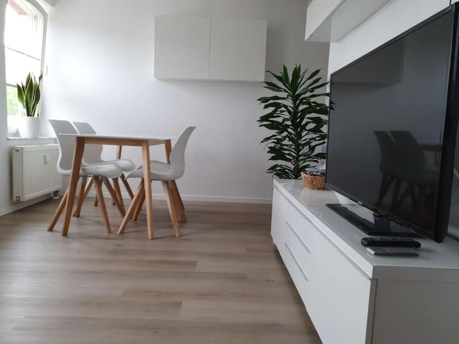 Ferienwohnung direkt am Kurpark mit Gradierwerk Solestadt