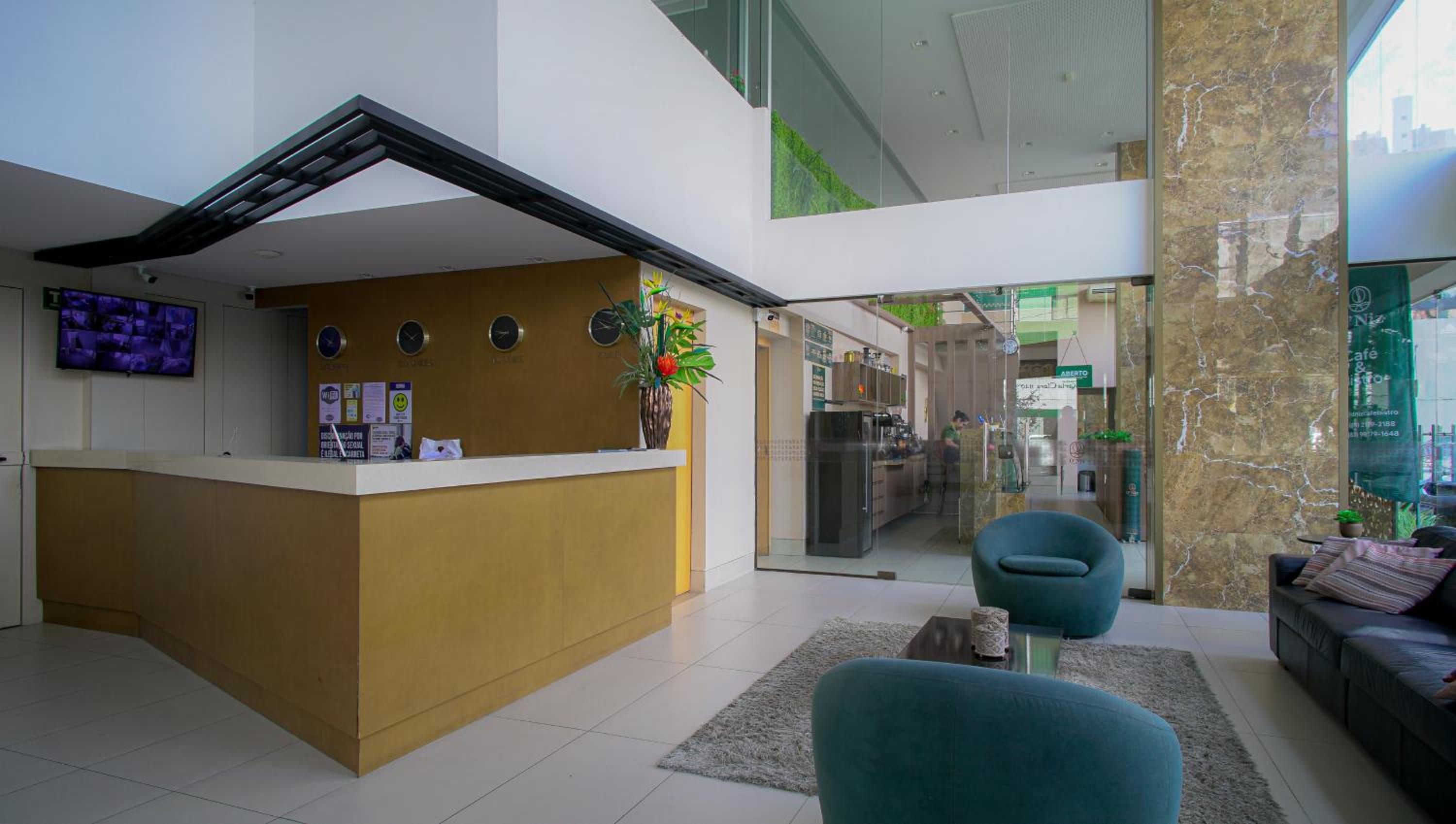 Flat Completo Prox Manaíra Shopping e Praia