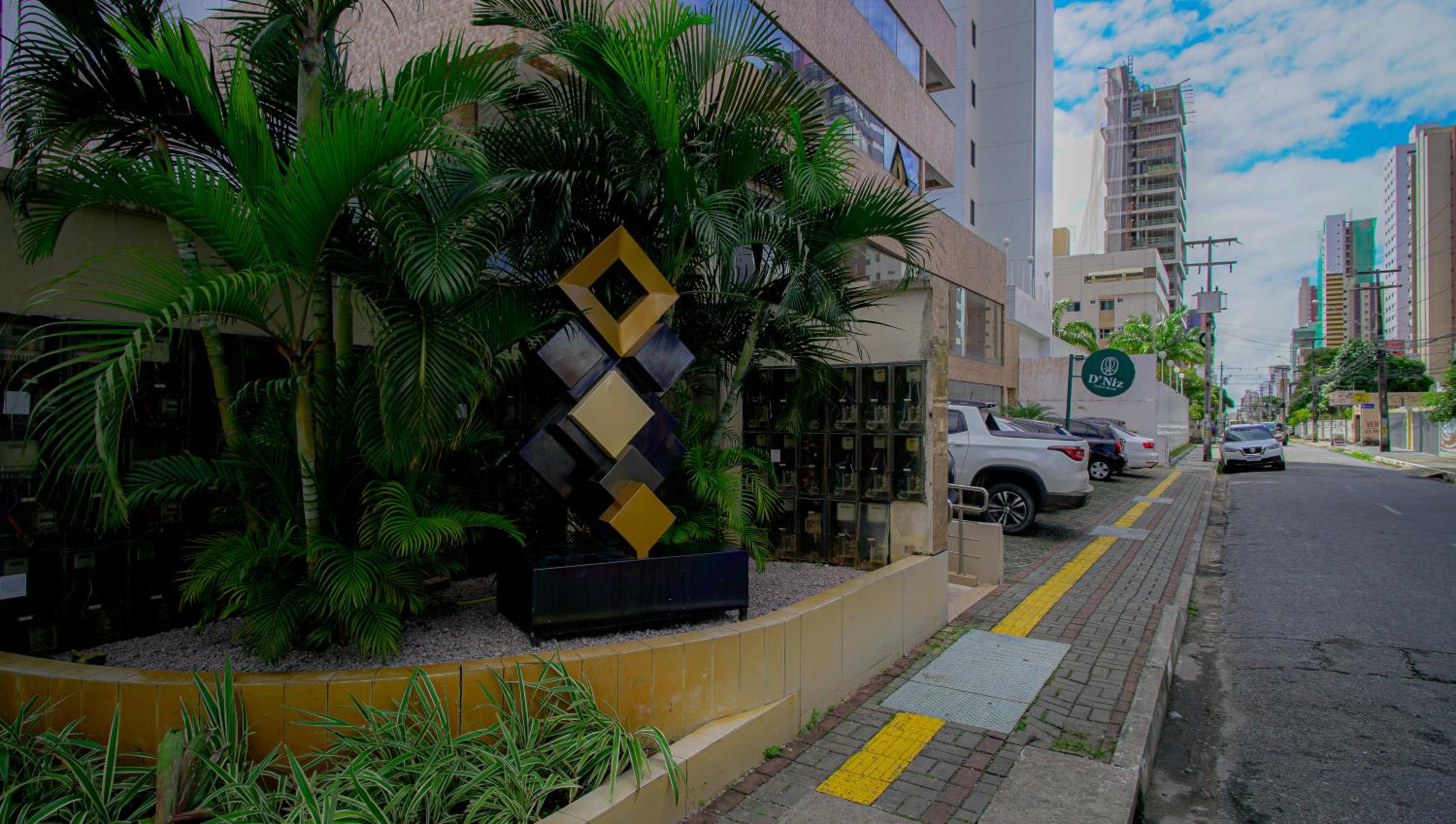 Flat Completo Prox Manaíra Shopping e Praia