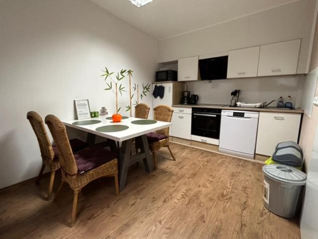 Motel de Winter - Motel - Apartmenthaus - Monteurzimmer