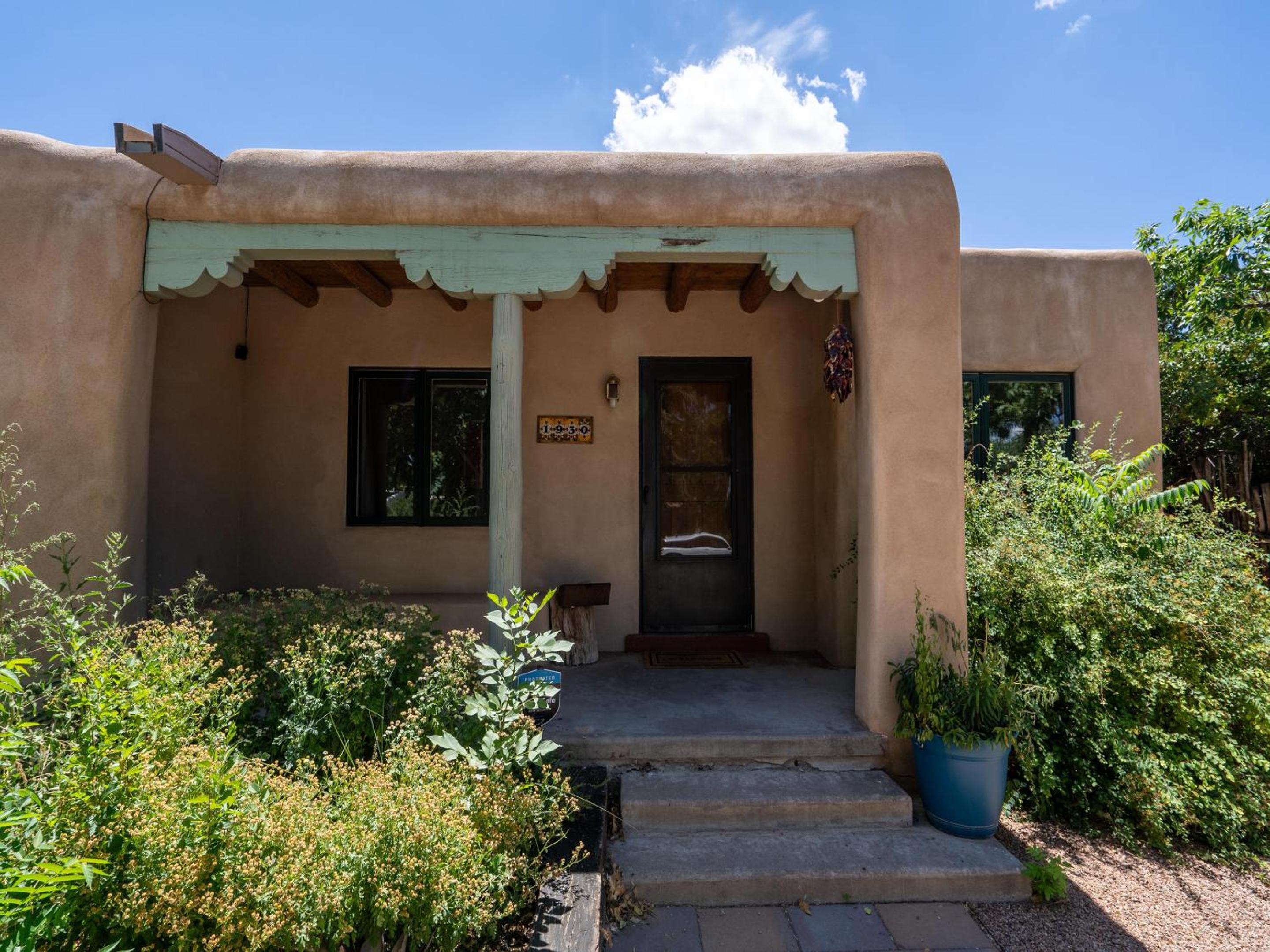 Kiva Cottage view 4