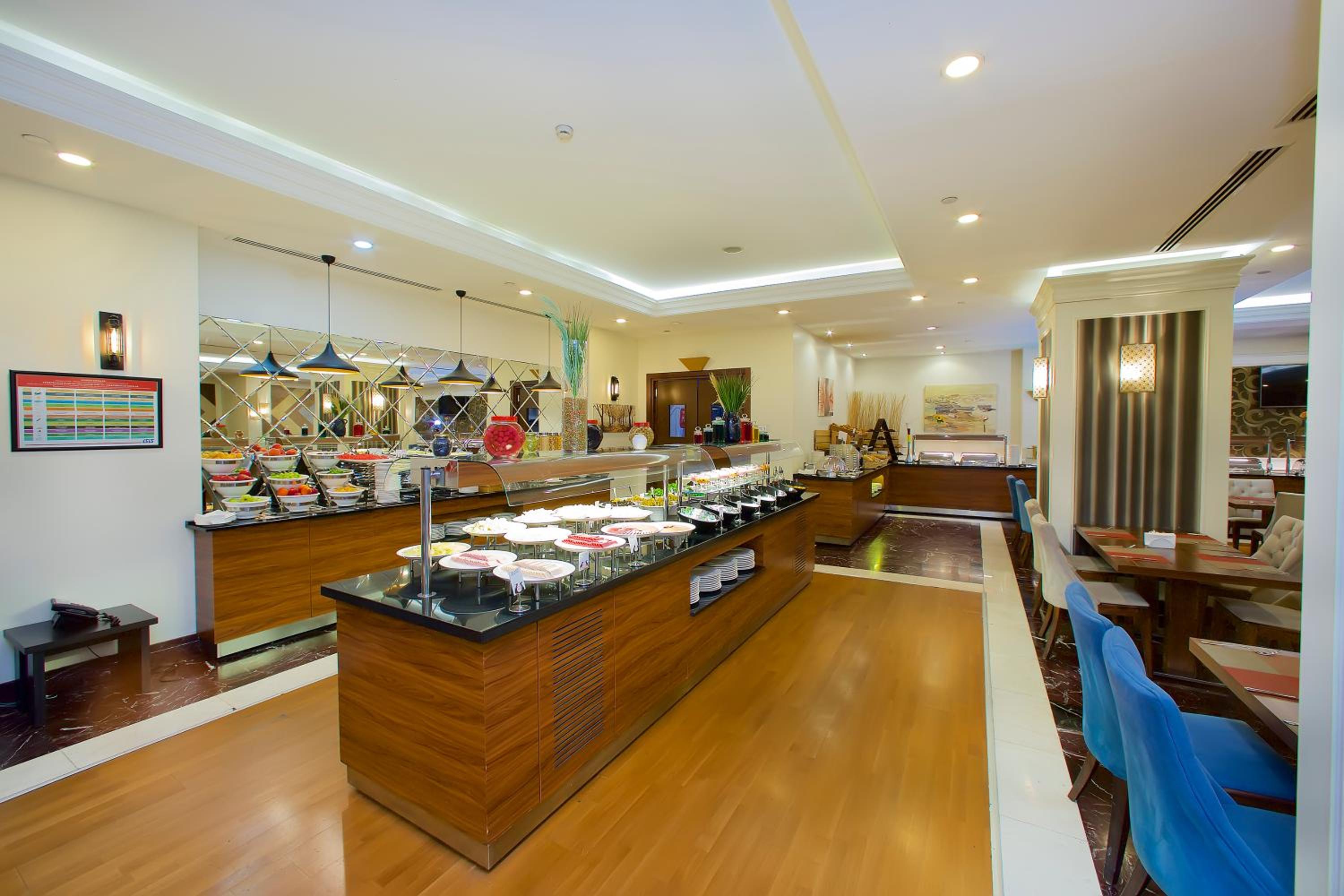 Ramada Otel & Suites by Wyndham İstanbul Merter - Image 79