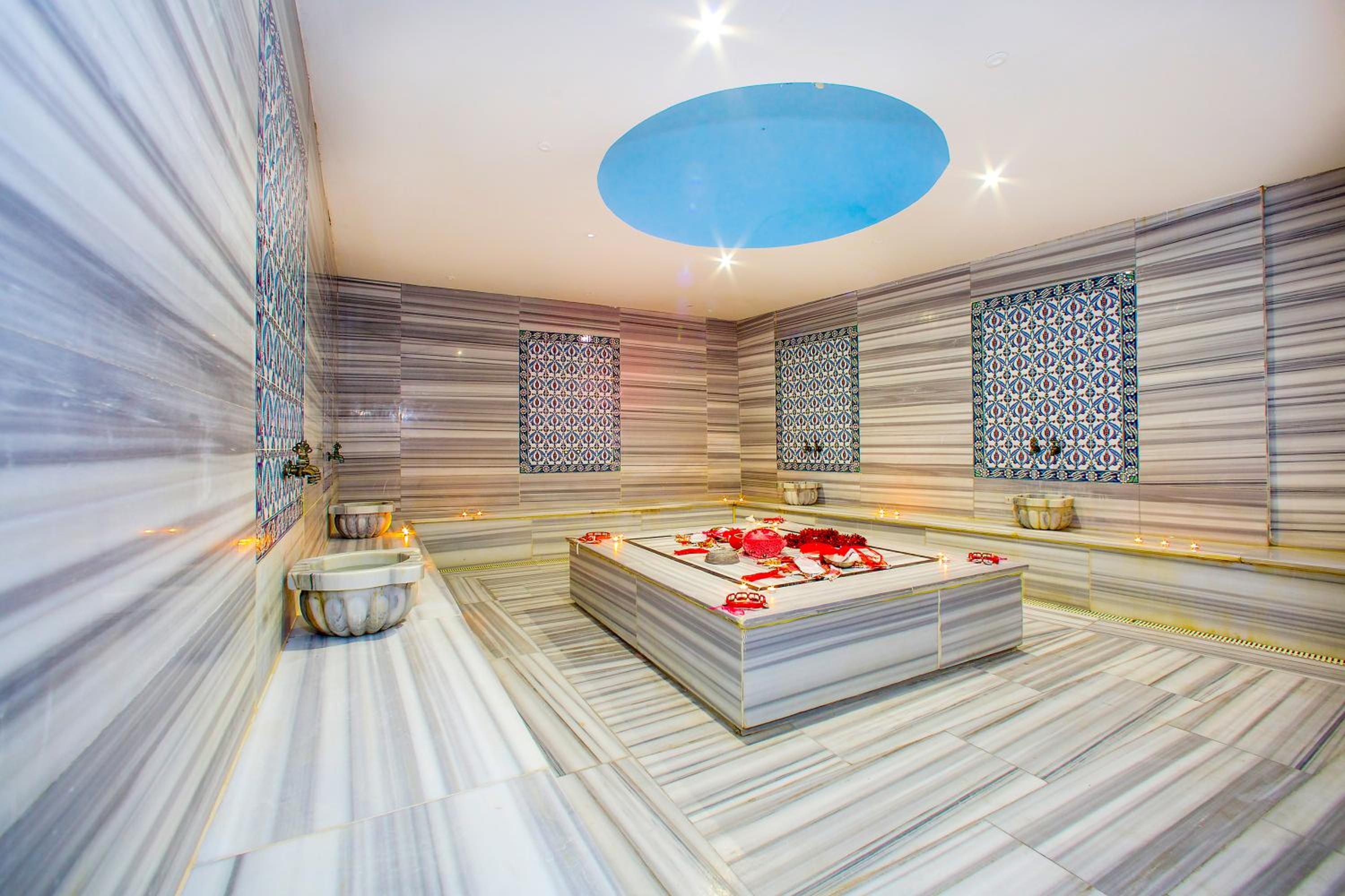 Ramada Otel & Suites by Wyndham İstanbul Merter - Image 159