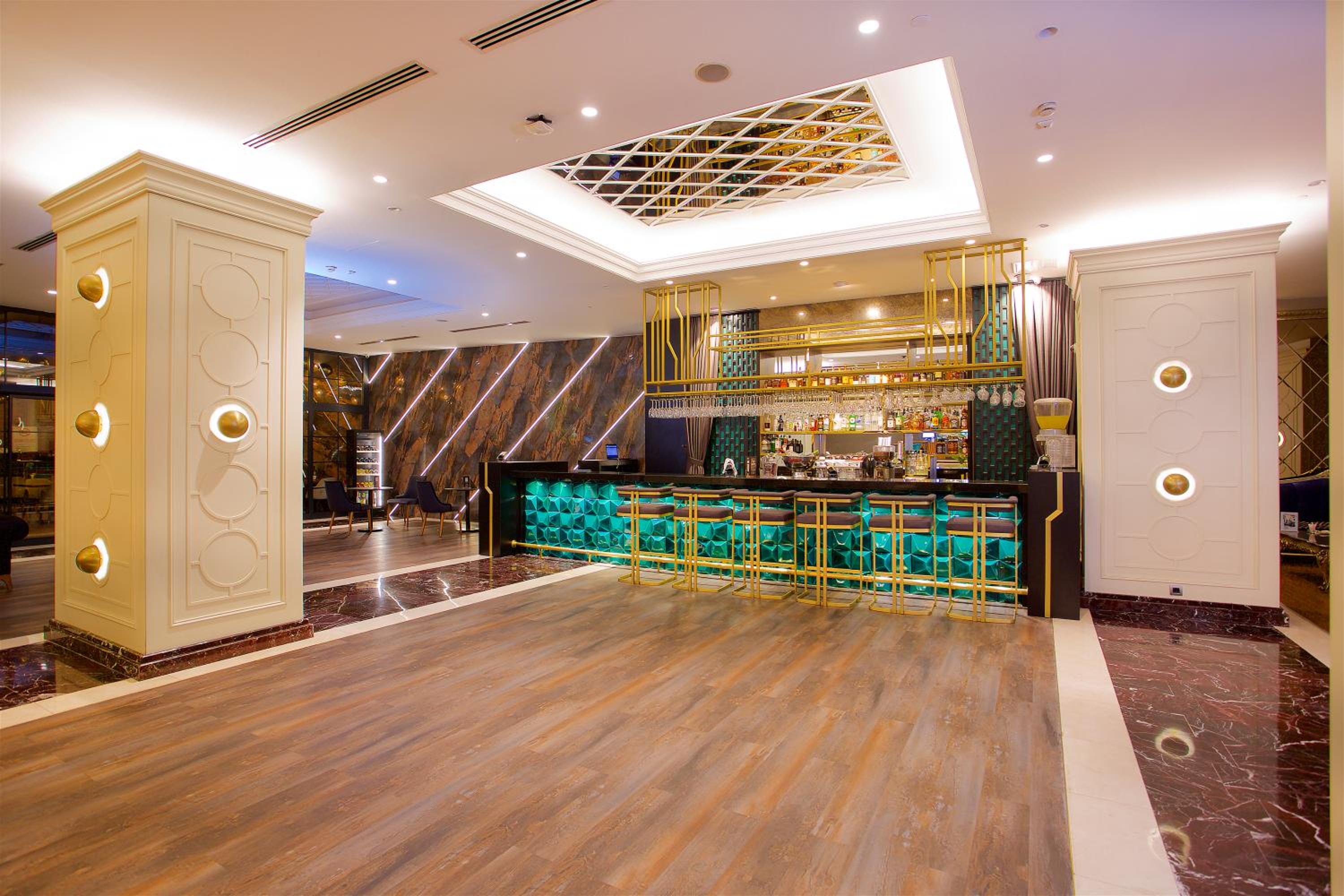 Ramada Otel & Suites by Wyndham İstanbul Merter - Image 89