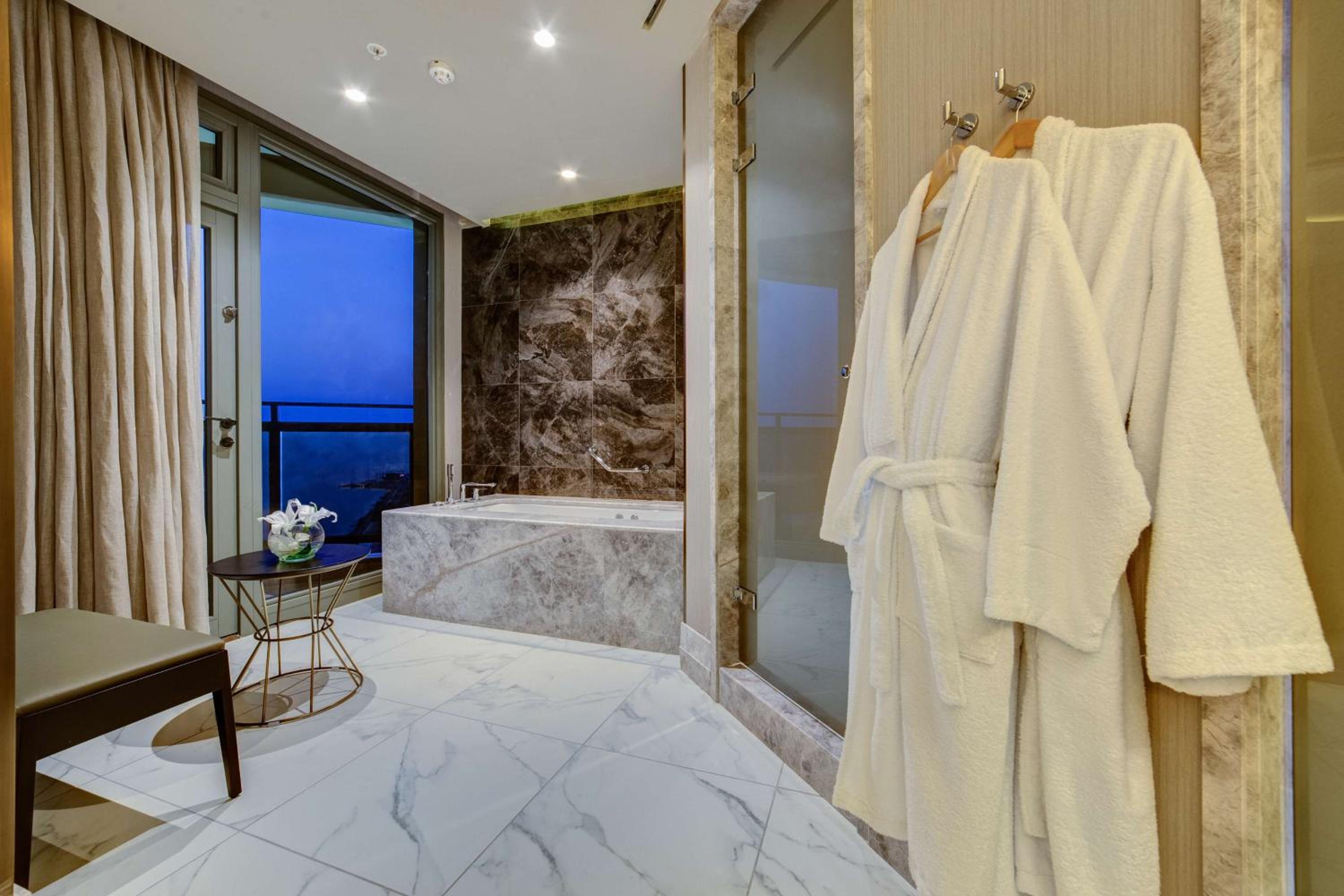 Mersin HiltonSA - Image 45