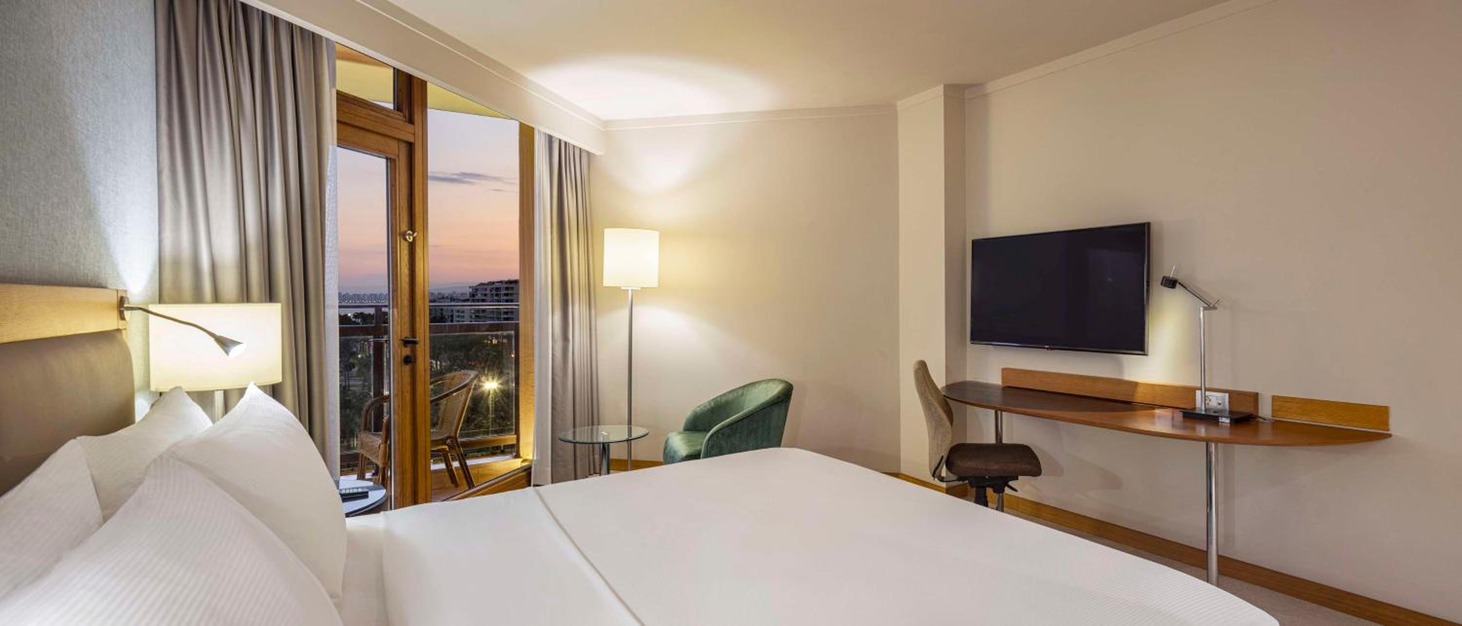 Mersin HiltonSA - Image 55