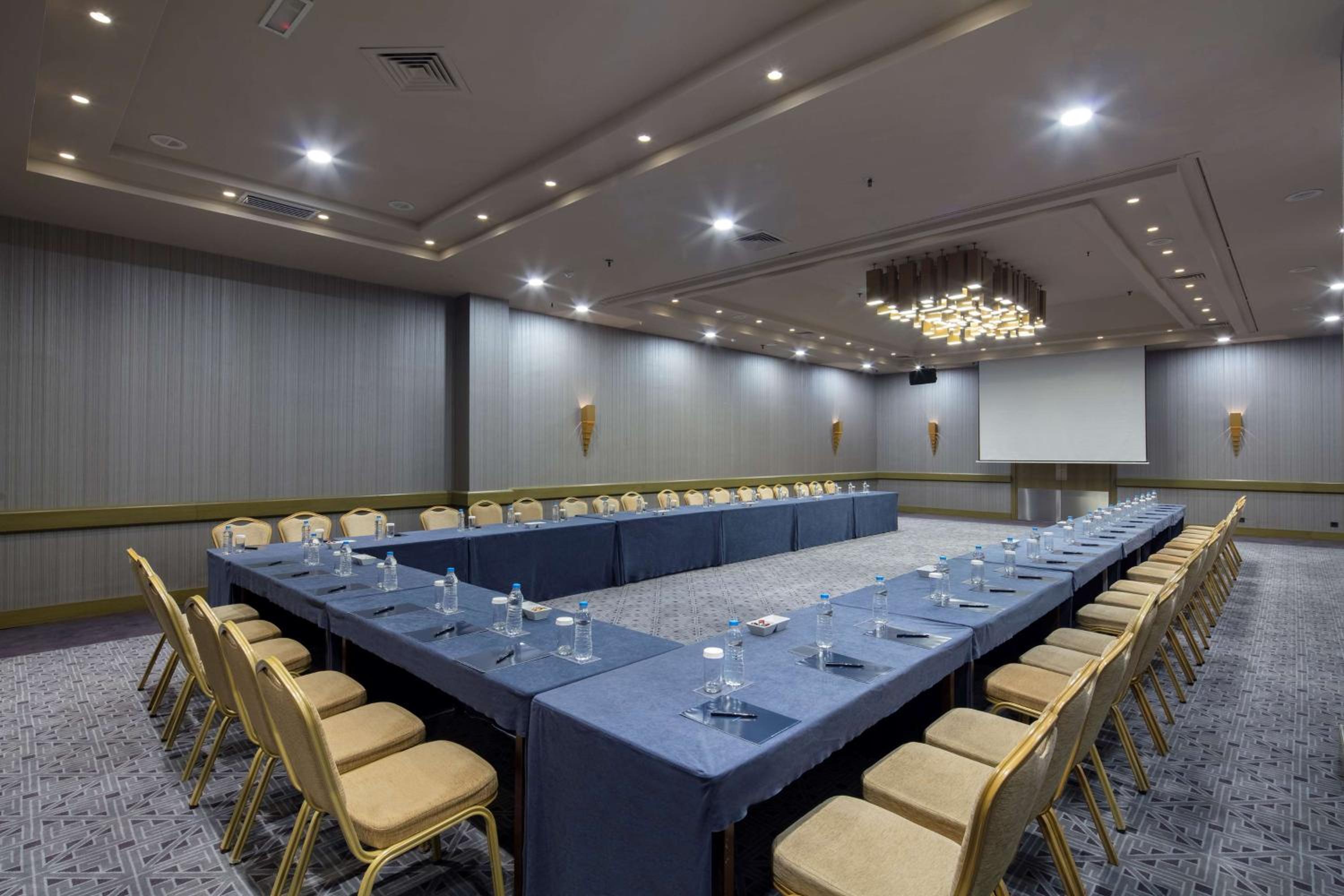 Mersin HiltonSA - Image 79