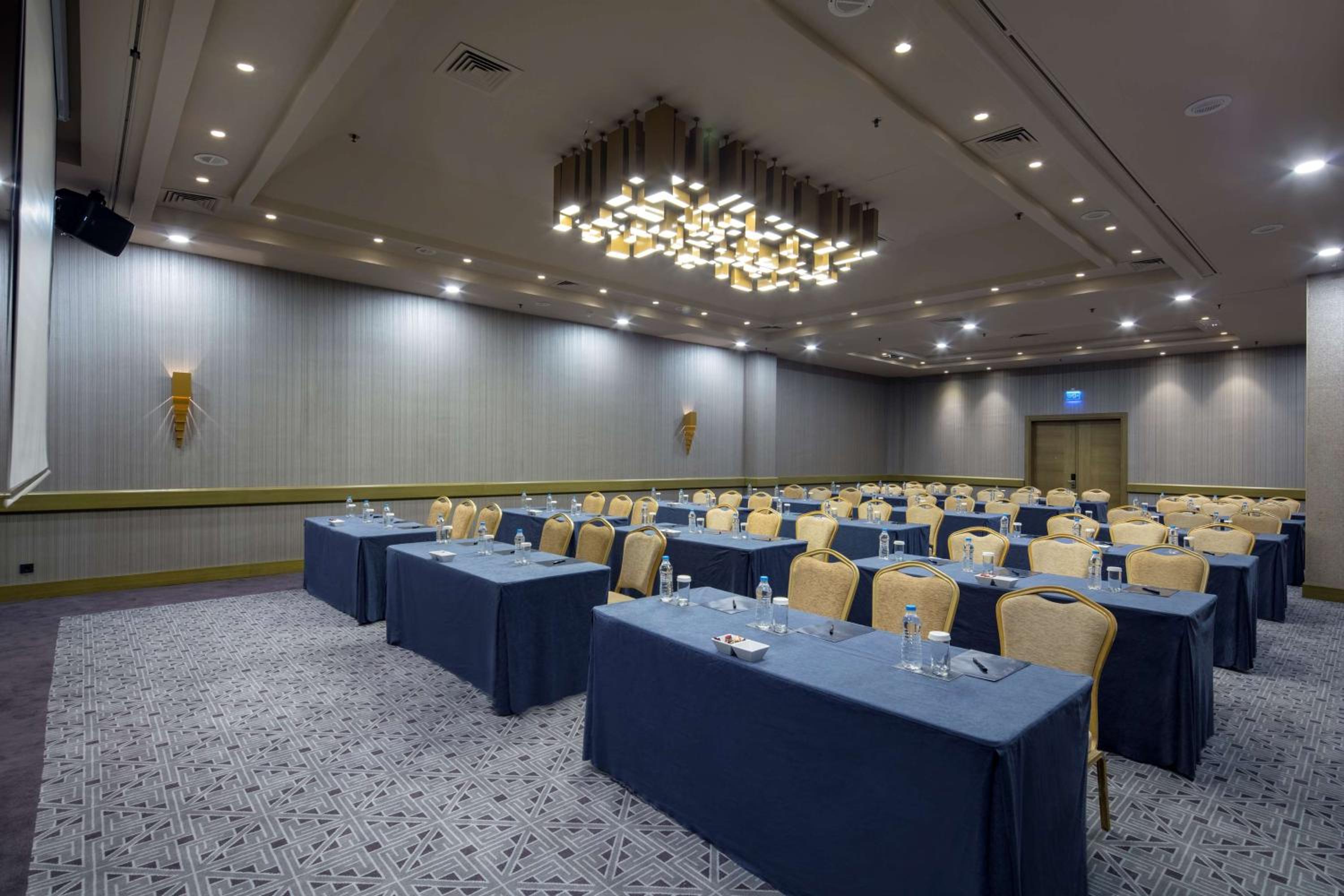 Mersin HiltonSA - Image 89