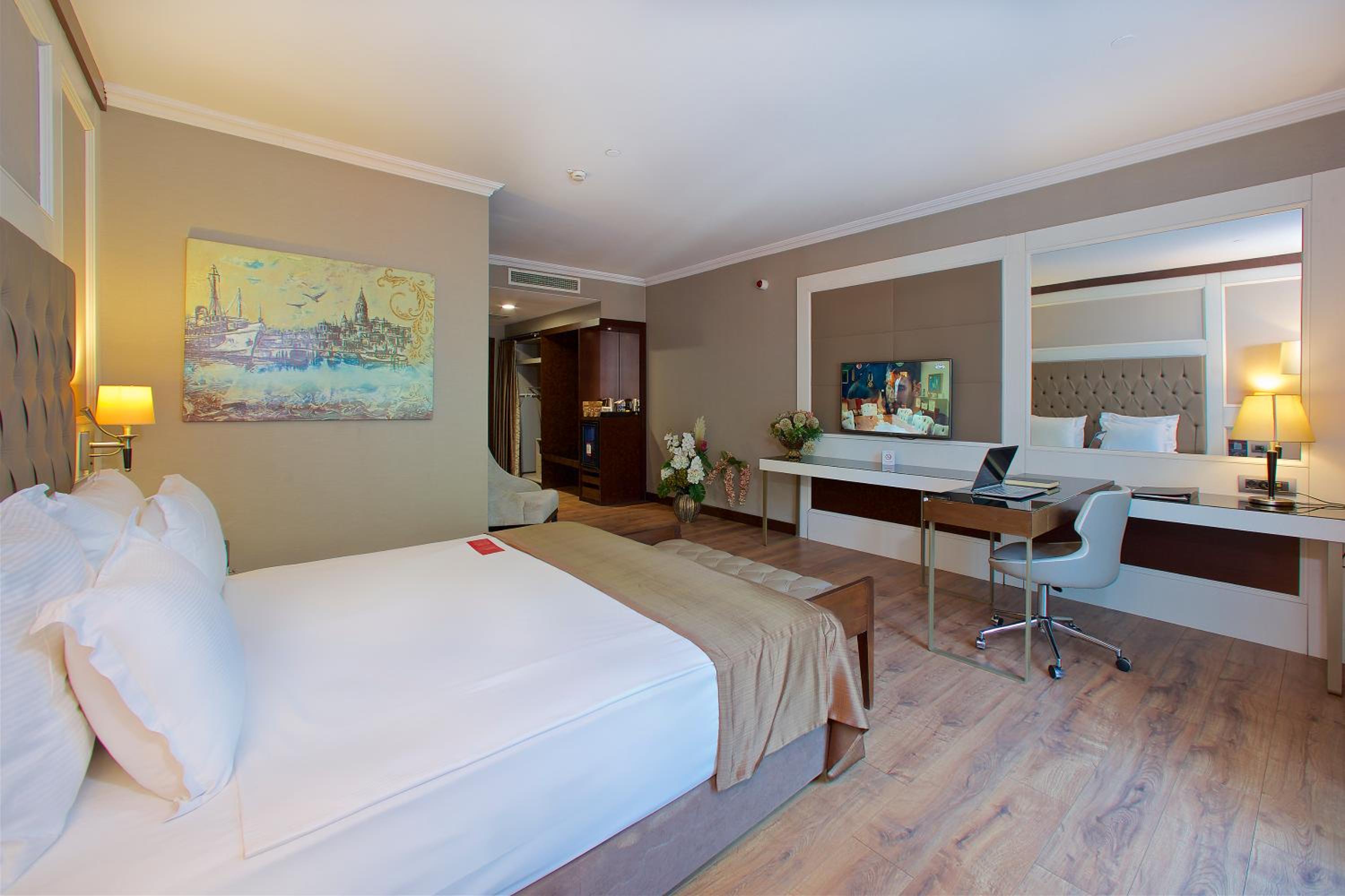 Ramada Otel & Suites by Wyndham İstanbul Merter - Image 19