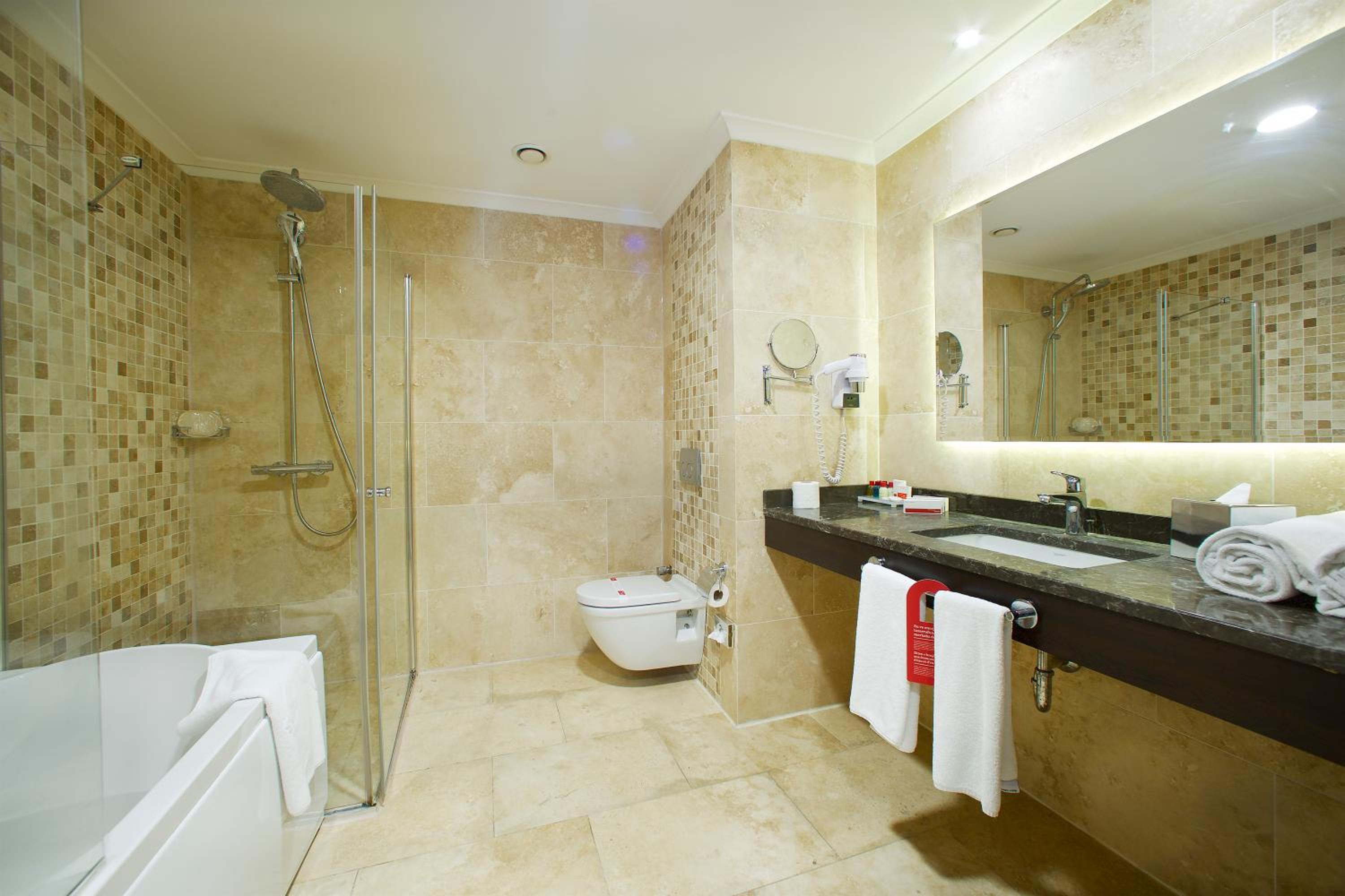 Ramada Otel & Suites by Wyndham İstanbul Merter - Image 194