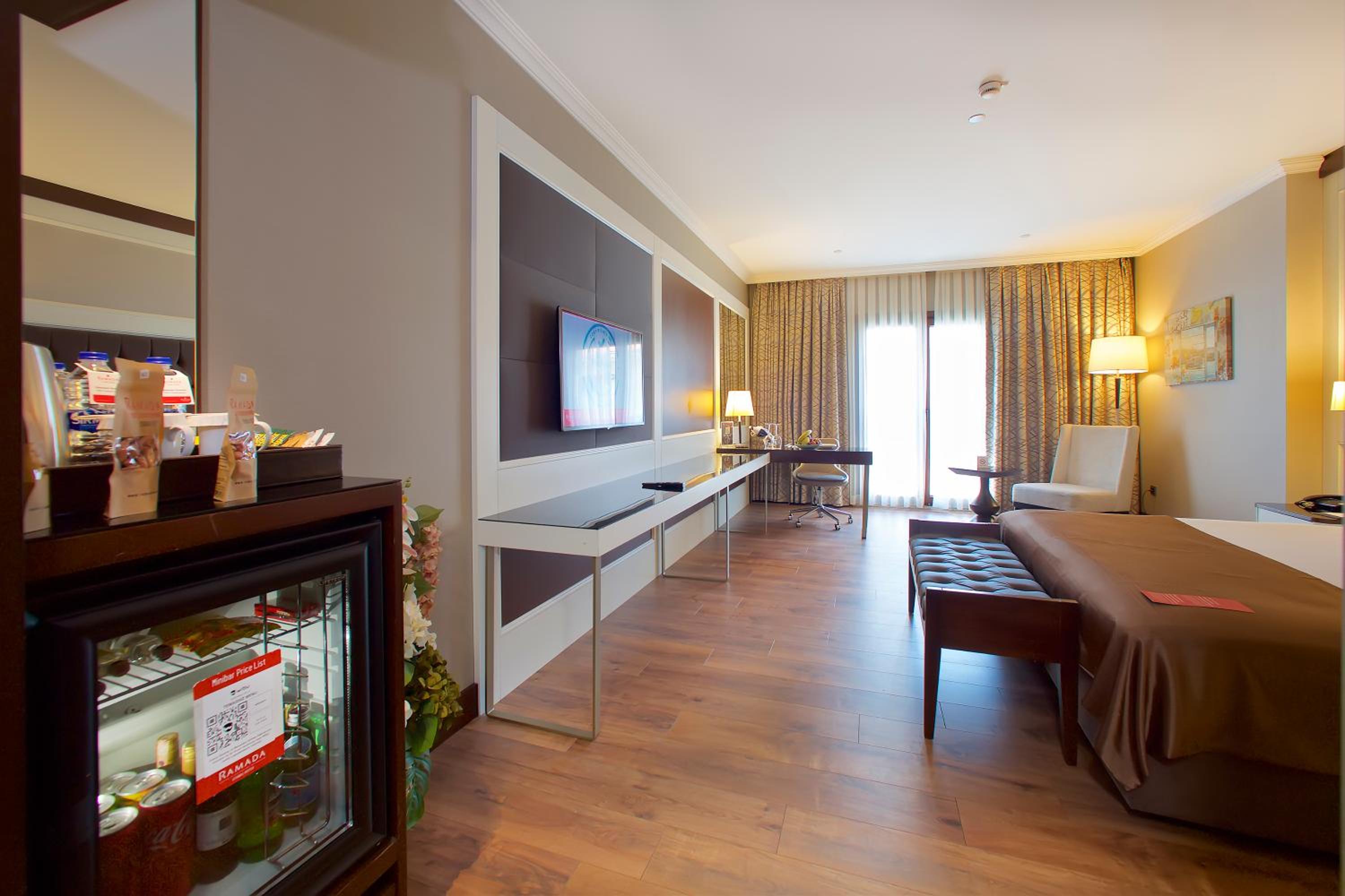 Ramada Otel & Suites by Wyndham İstanbul Merter - Image 126