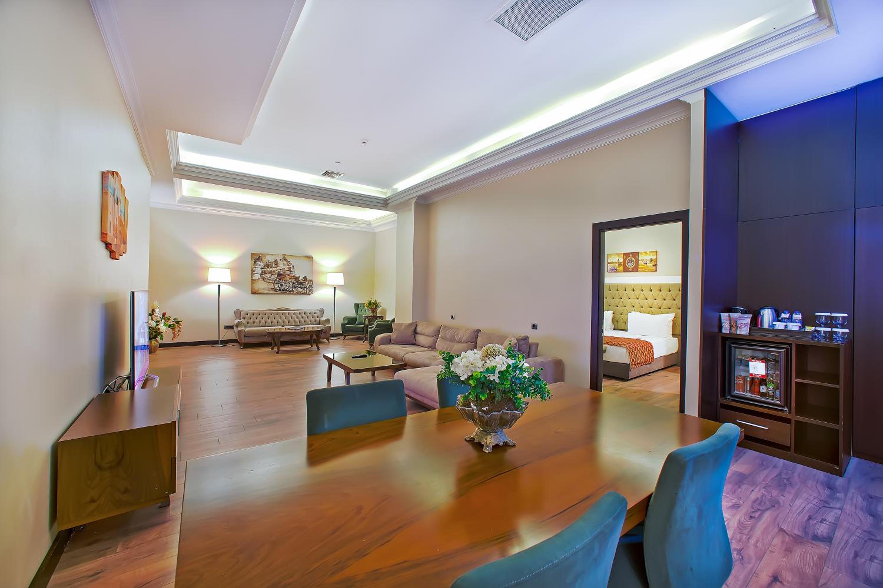 Ramada Otel & Suites by Wyndham İstanbul Merter - Image 166