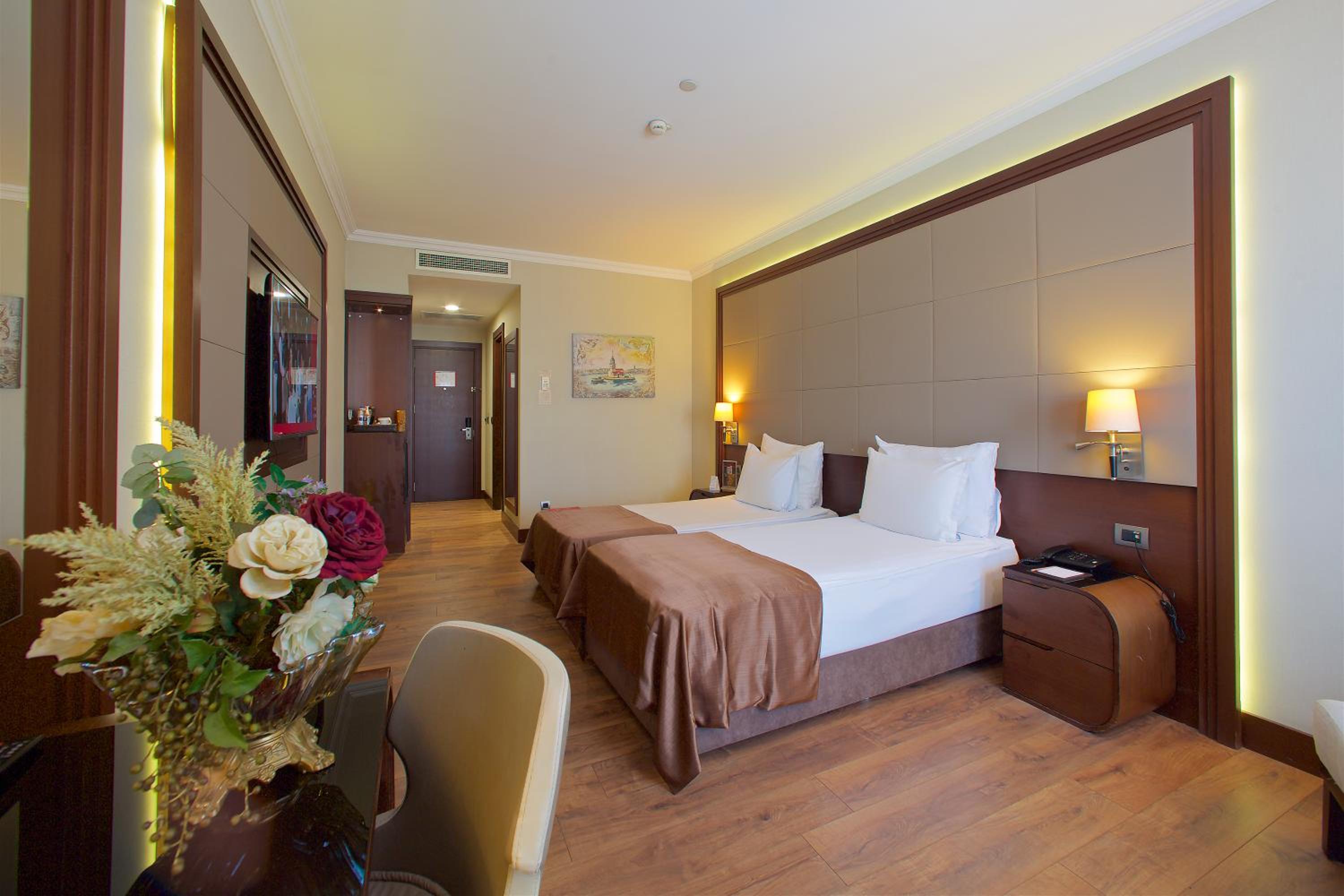 Ramada Otel & Suites by Wyndham İstanbul Merter - Image 18